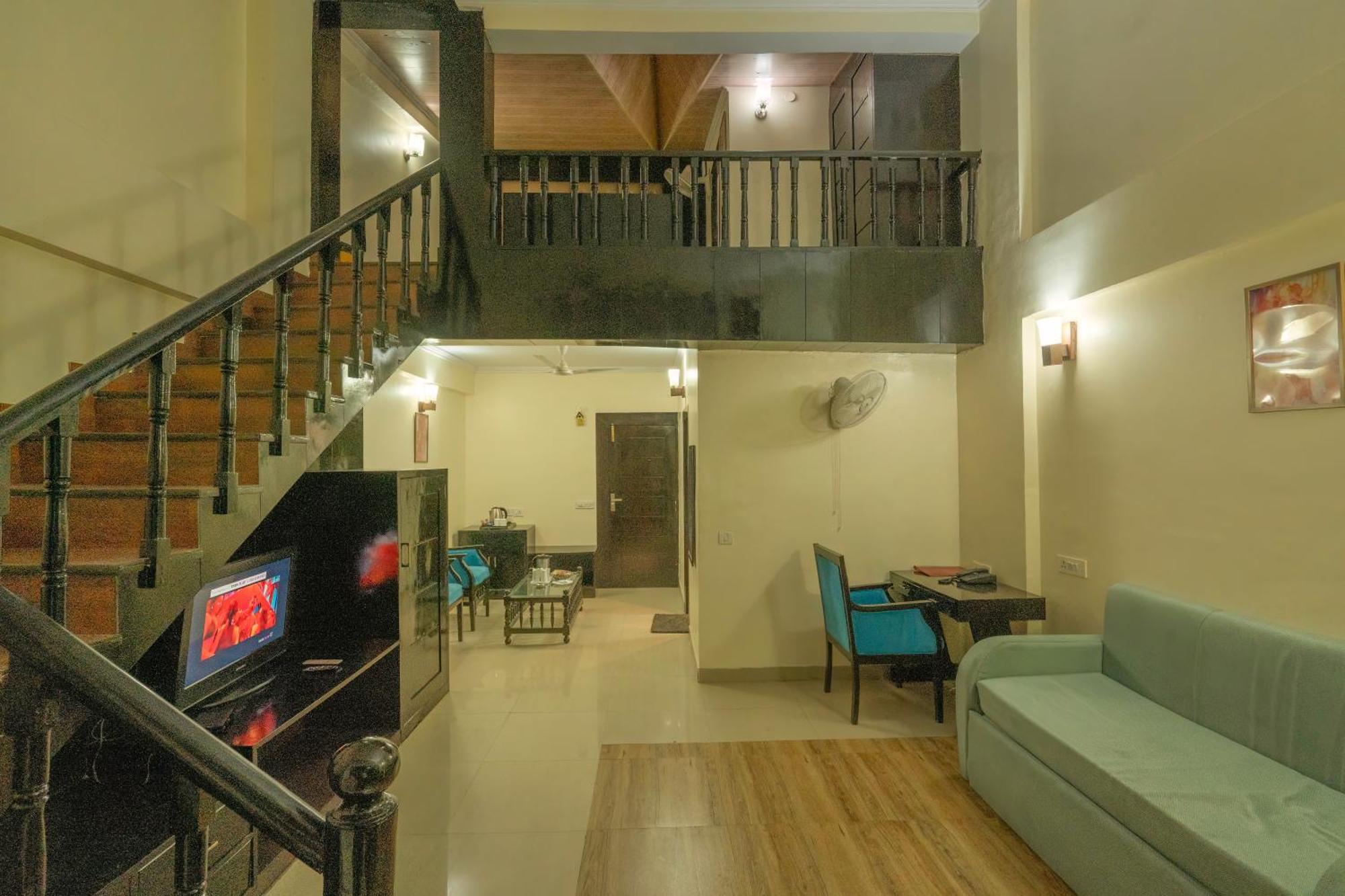 Penthouse Apartment