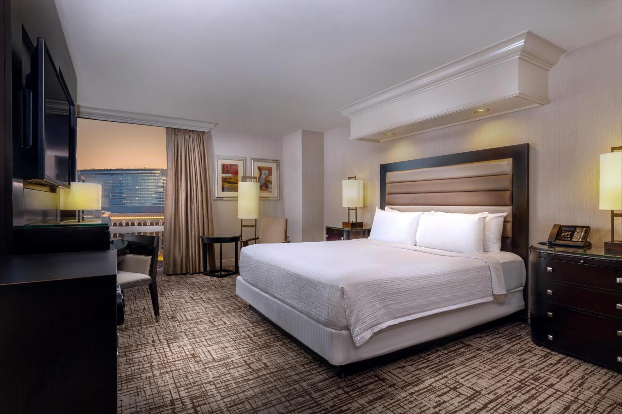 Strip View King Room or Queen Room Two Queen Beds,1672581315:JPEG