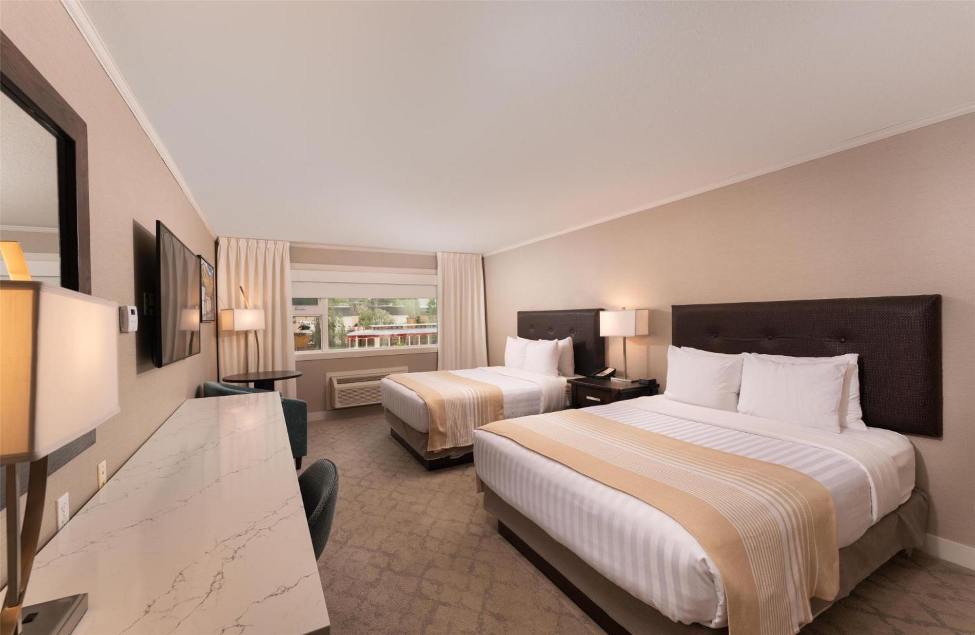 Queen Room with Two Queen Beds - Non-Smoking,1679579653:JPEG