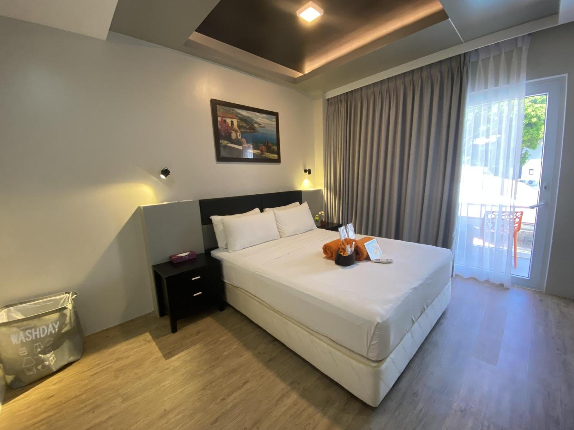 Superior Studio,1679620049:JPEG