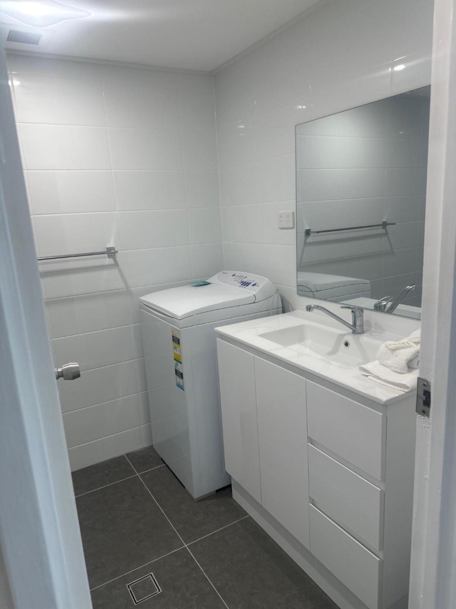 Three-Bedroom Apartment with Ocean View,1681735297:JPEG