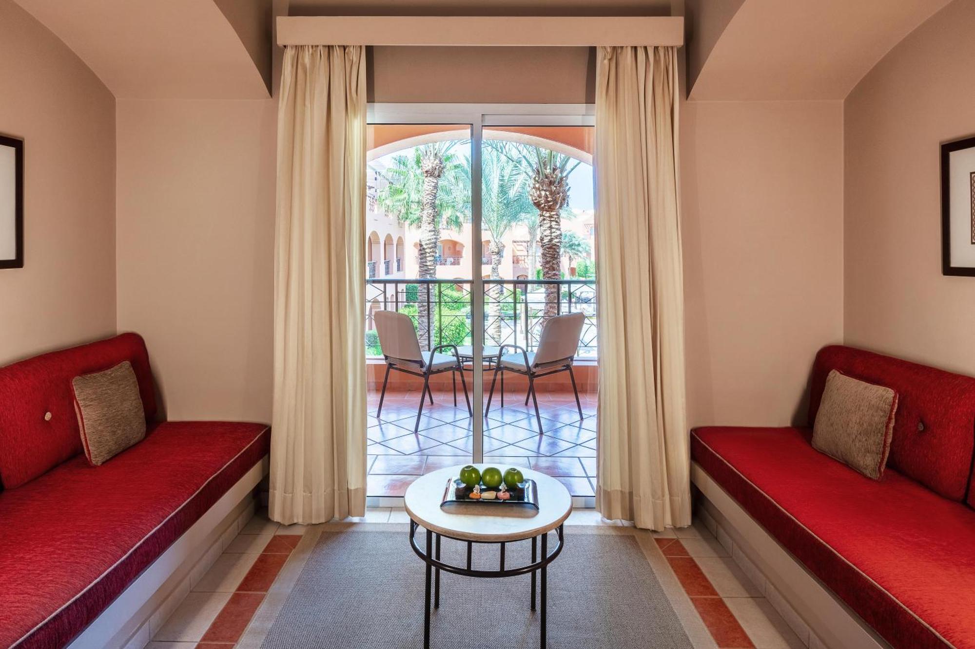 Family, Queen or Twin Bed, Garden View,1694532328:JPEG