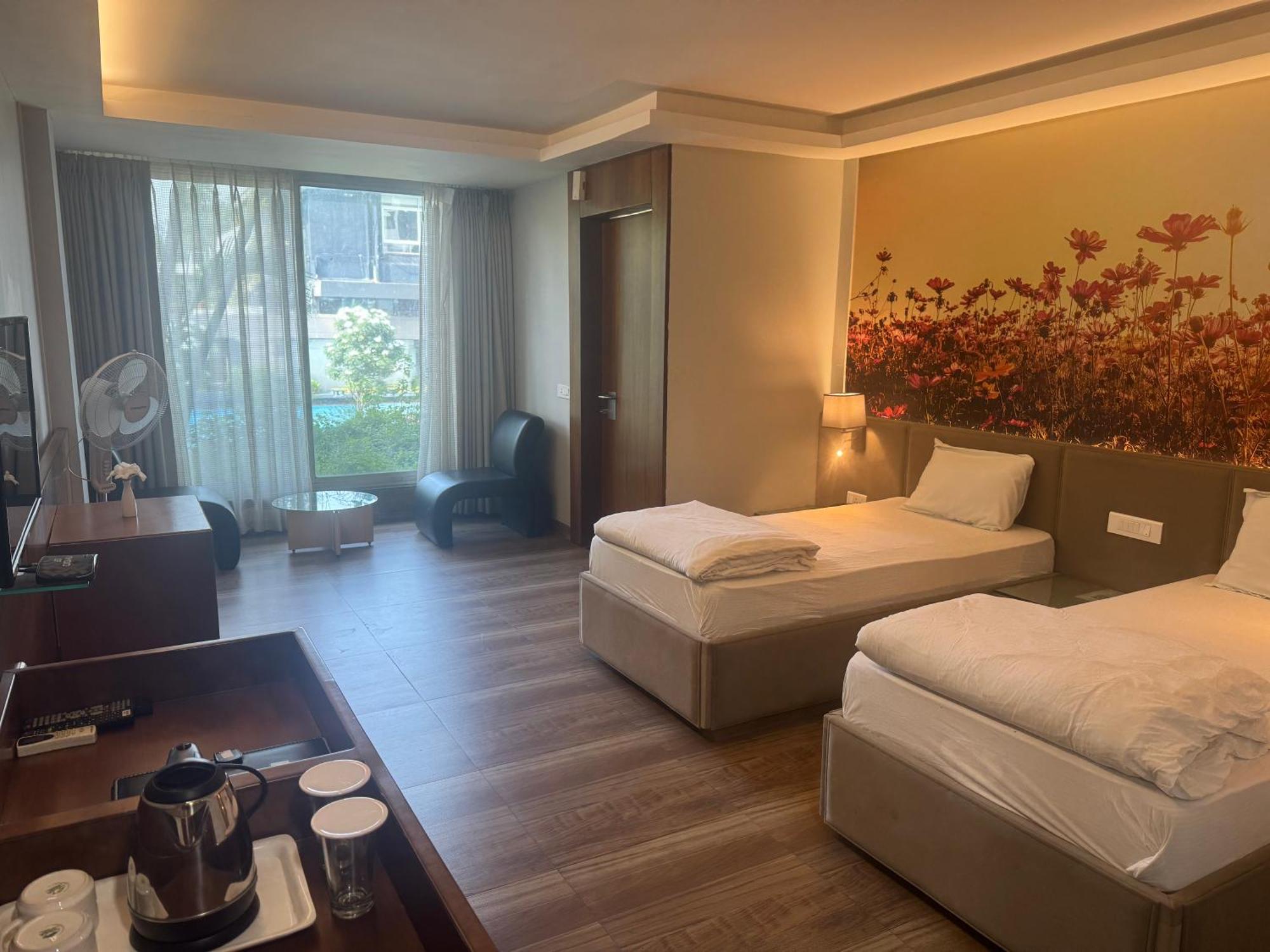 Twin Room with Pool View,1698264310:JPEG