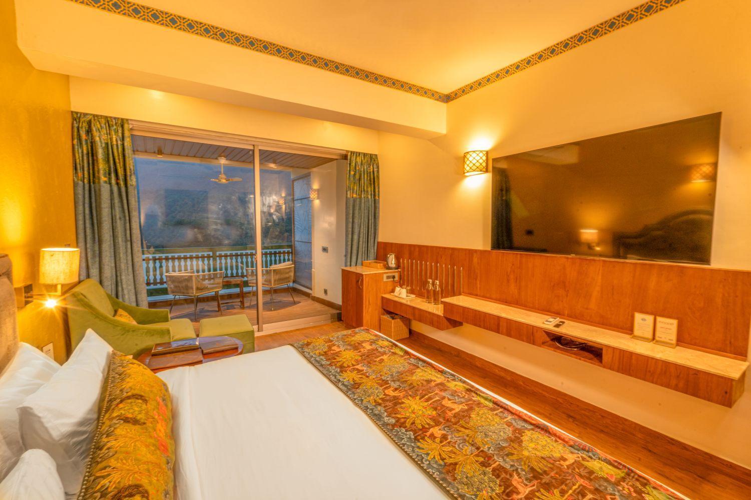 Luxury Premium Riverview with Balcony
