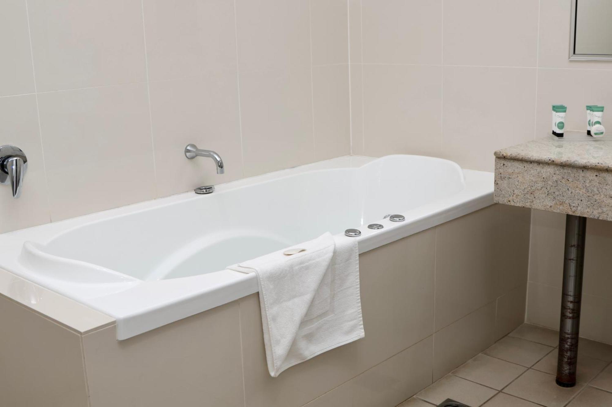 One-Bedroom Apartment,1706848692:JPEG