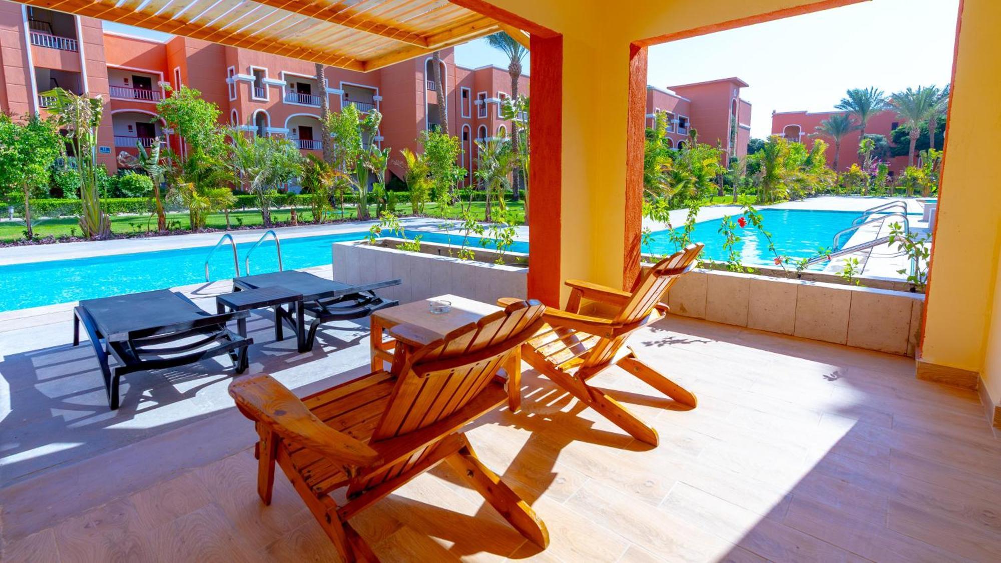 Junior Suite Swim Up Room,1756548754:JPEG