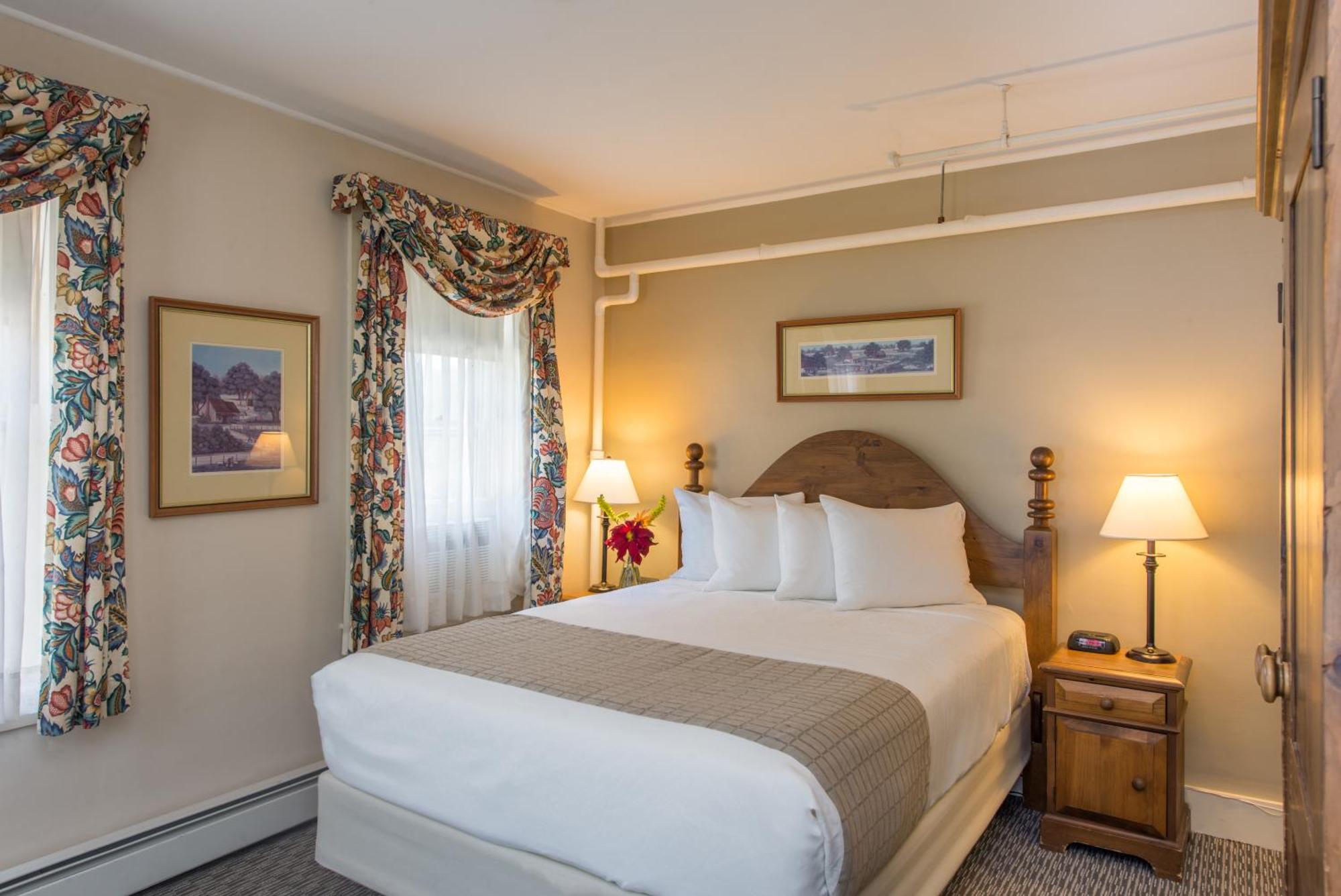 Mountain View Suite Two Room