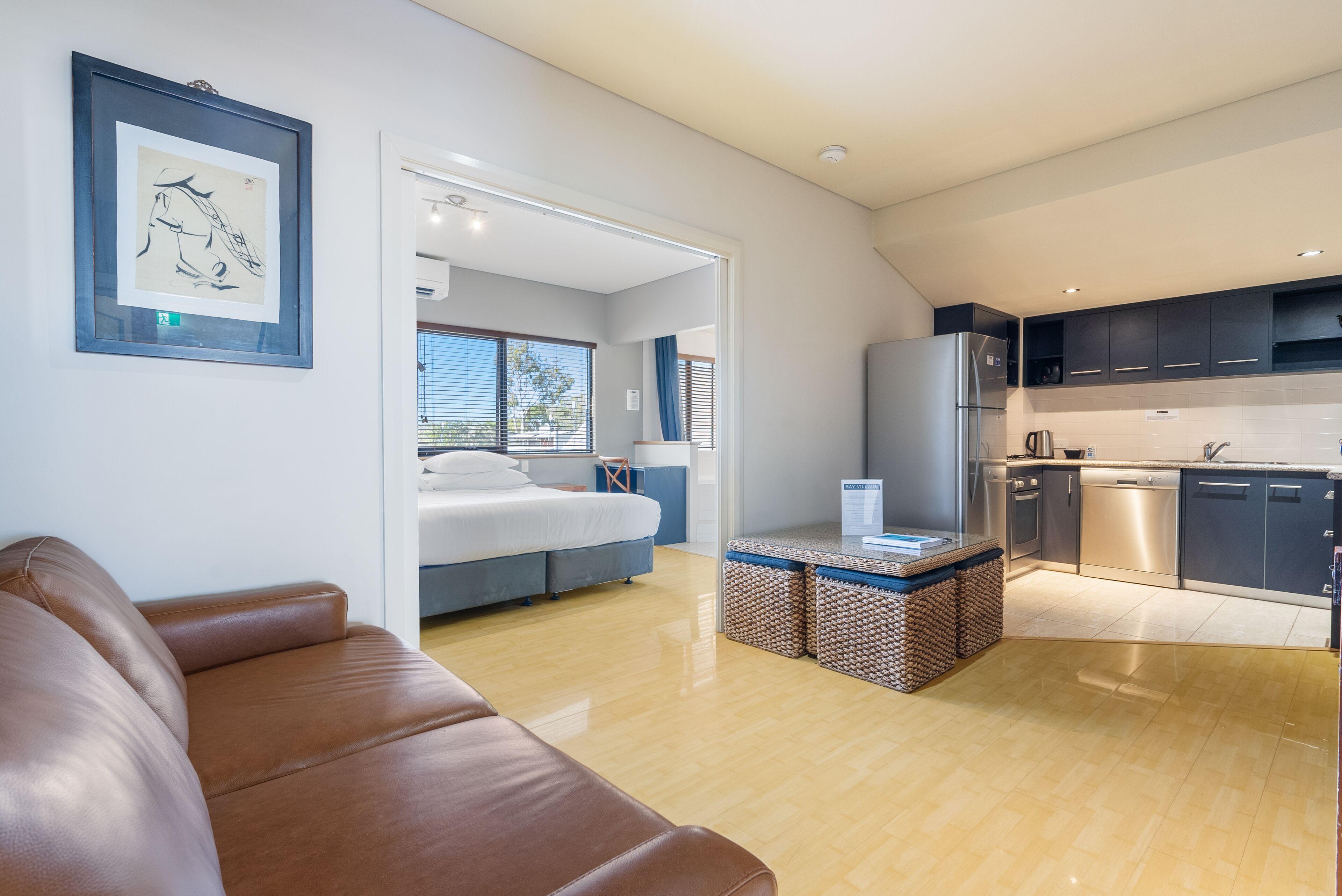 King Apartment Spa Room