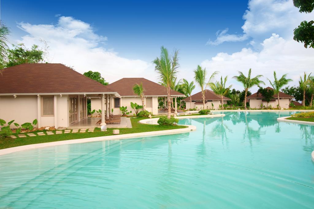 Pool Access Villas