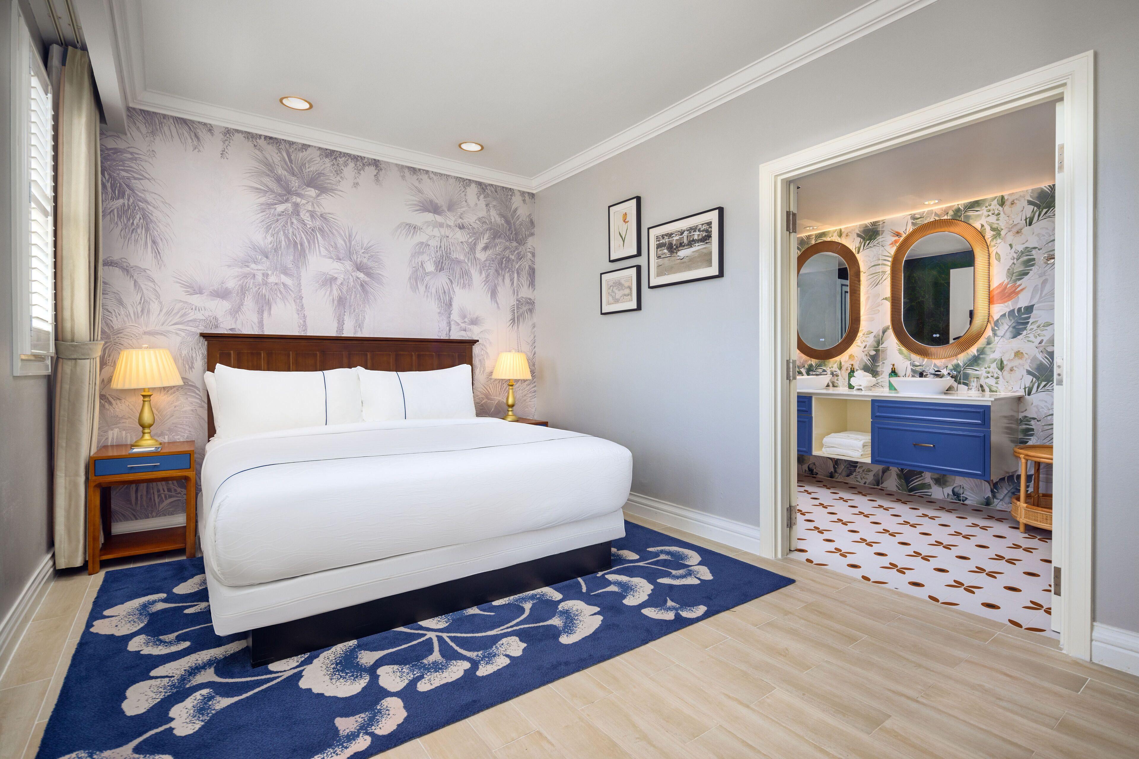 Deluxe King Room
