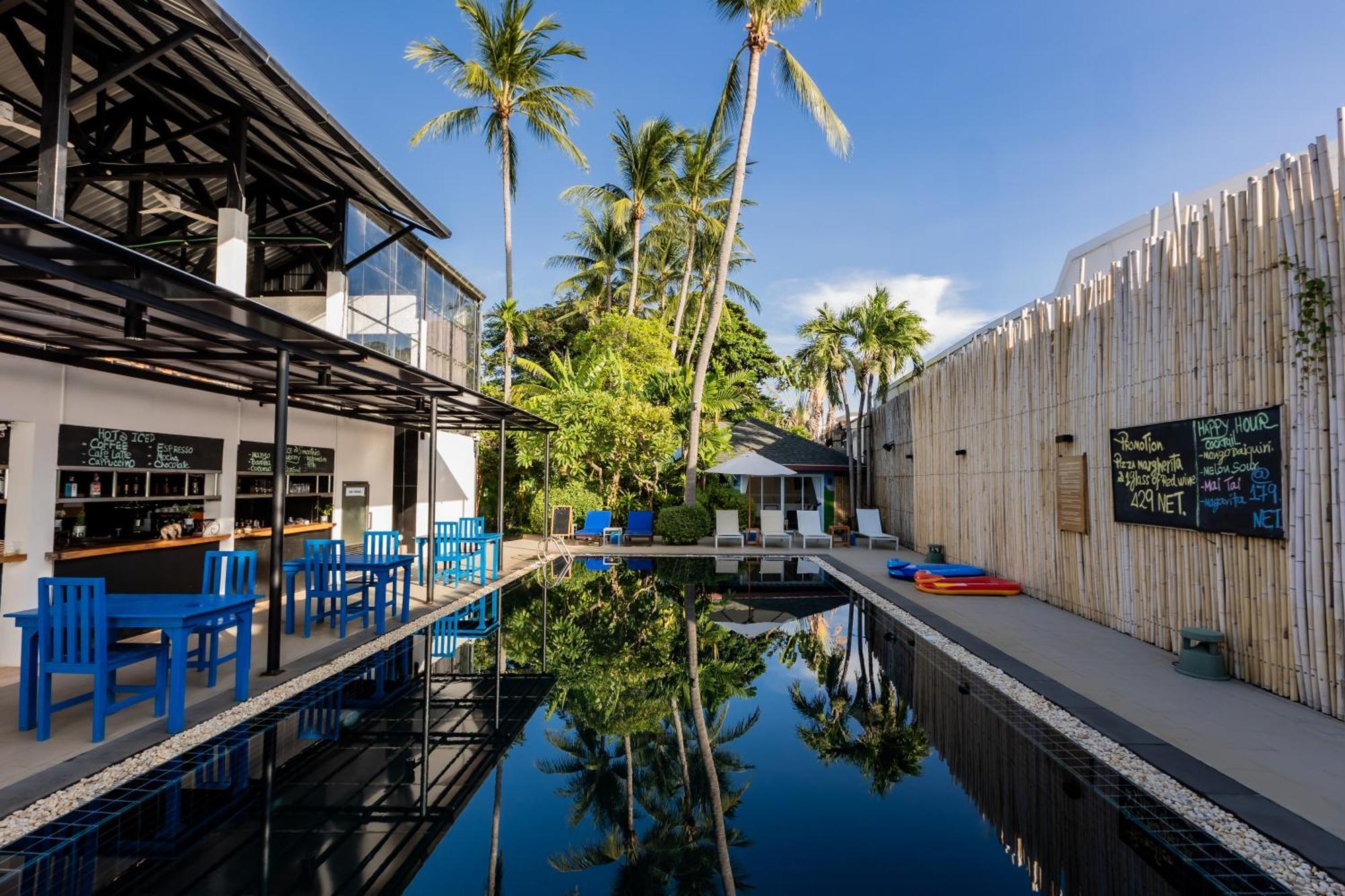 Suite with Pool View