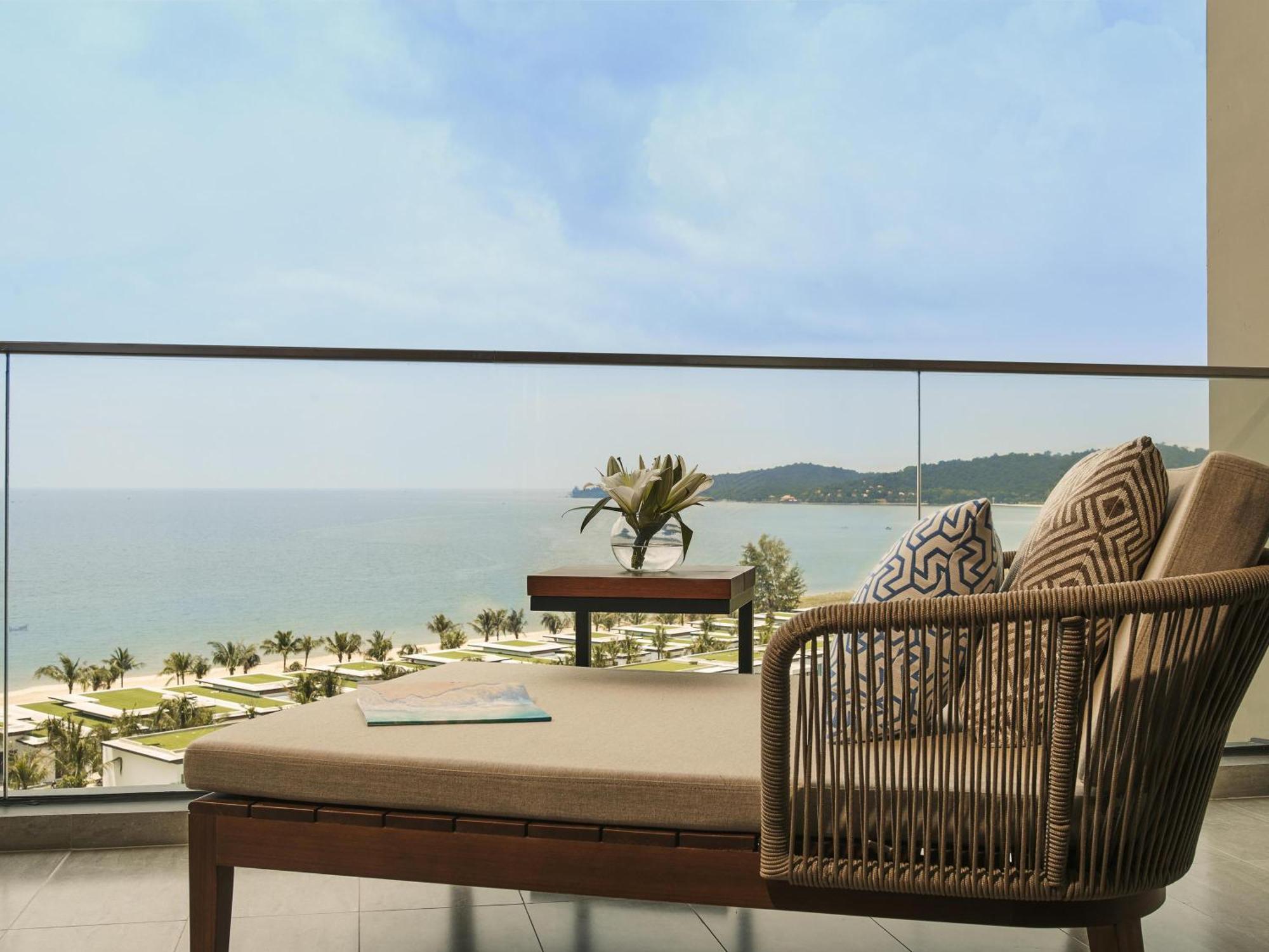 Superior Twin Room Balcony Sea View,1714130966:JPEG