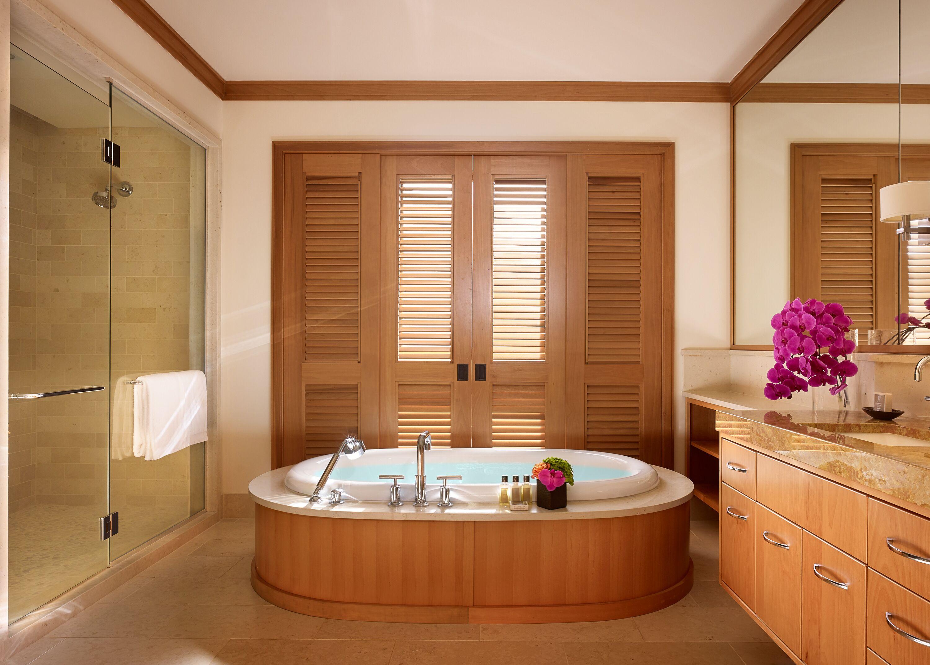 Three Bedroom Grand Residence Molokai Wing,1717580661:JPEG