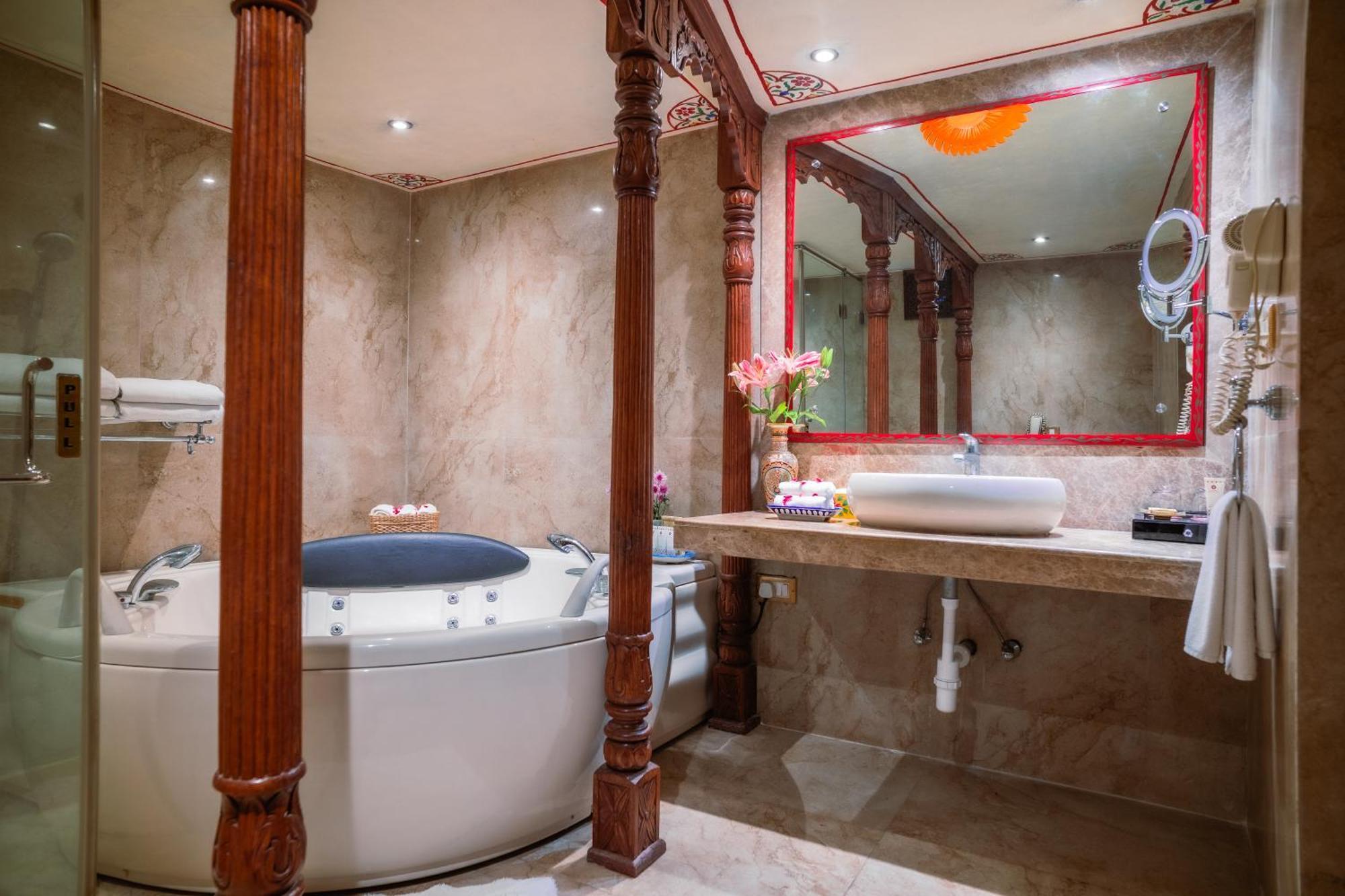 Dola Maru Suite