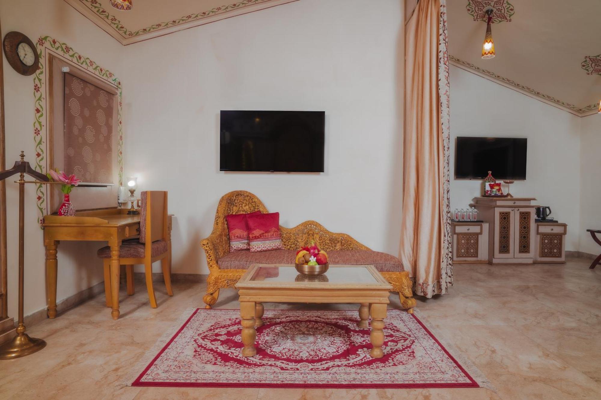 Family Royal Suite