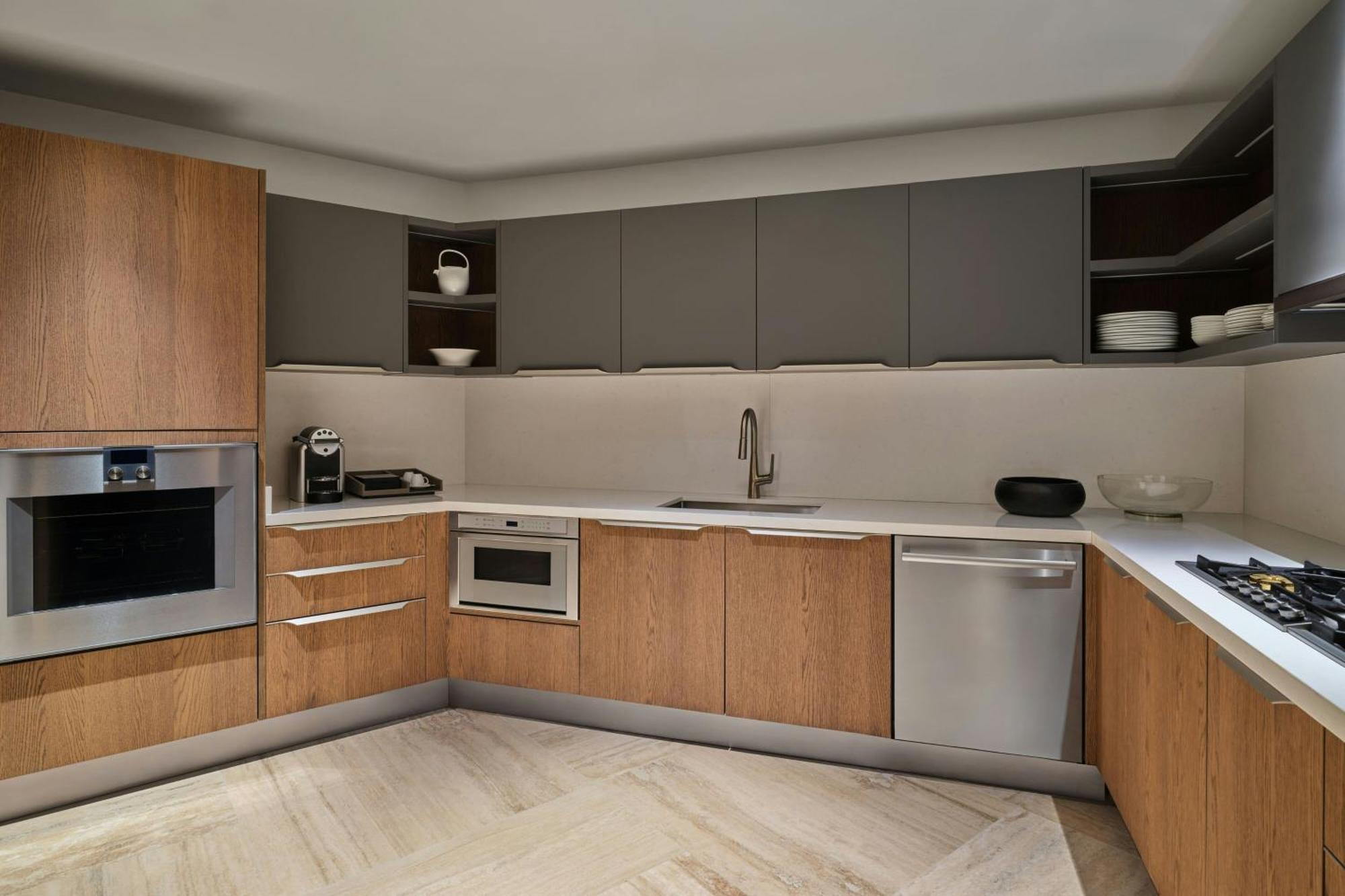 One-Bedroom Presidential Suite Ocean View Balcony