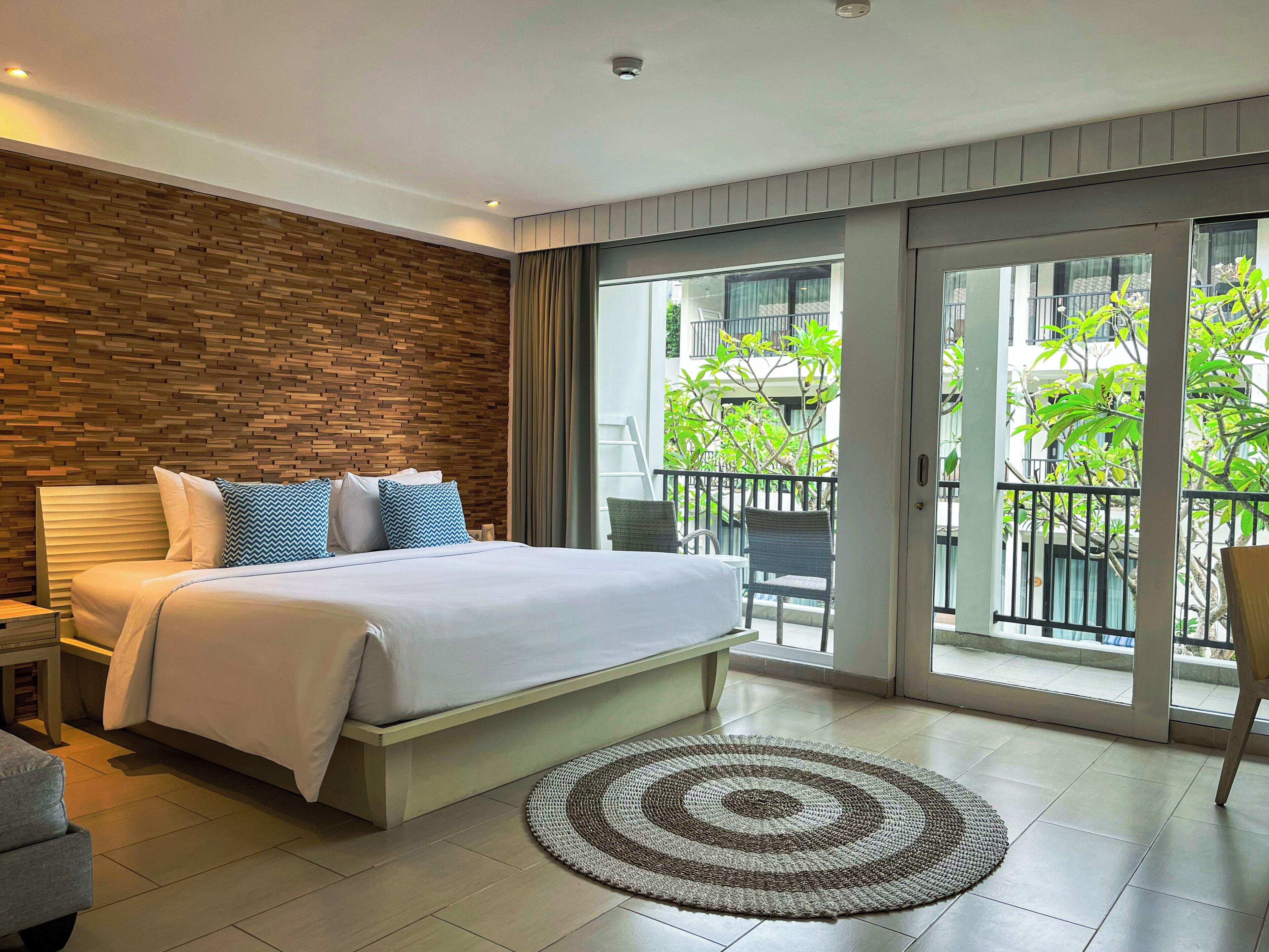 8 Hours Usage at Deluxe Room