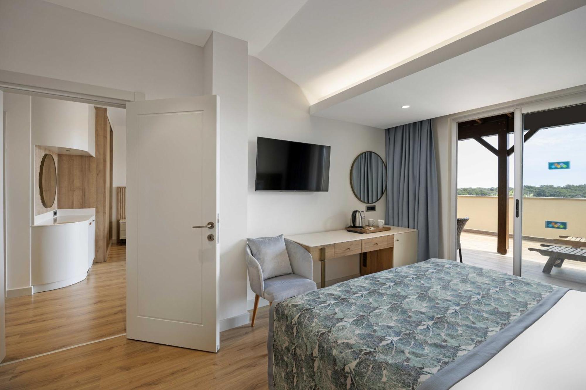 Family Room Terrace