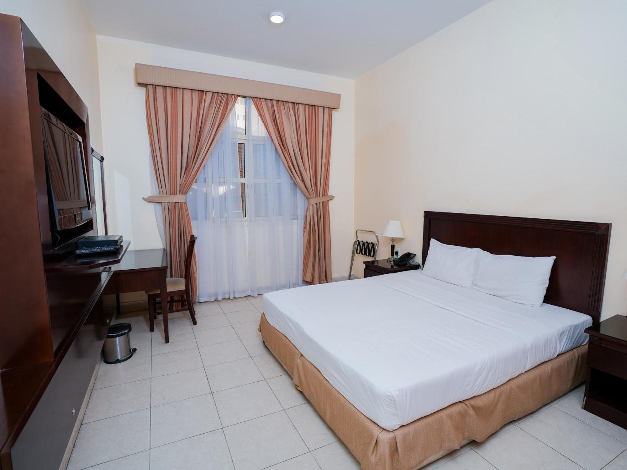 1-Bedroom Suite