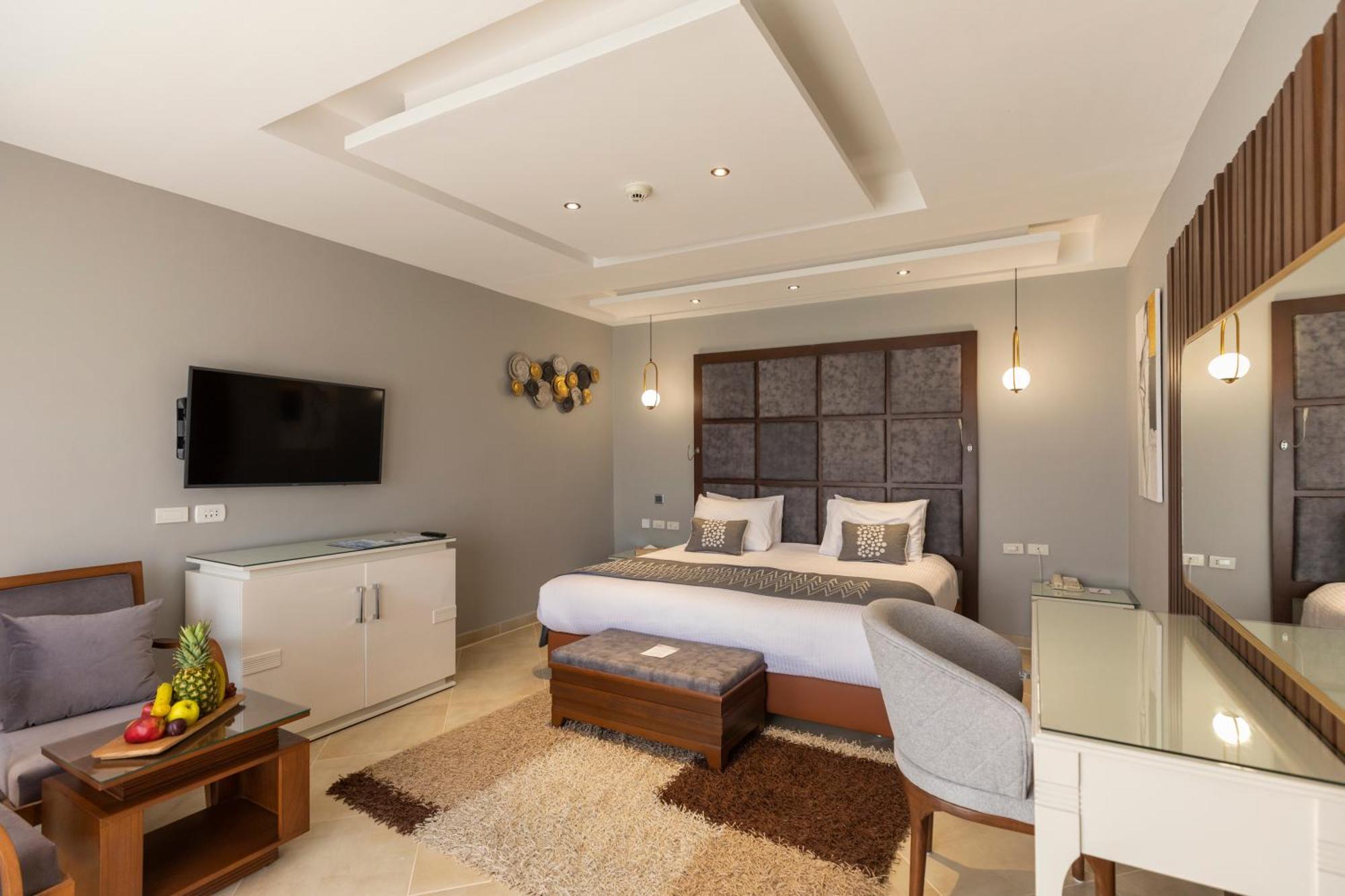 Jacuzzi Suite Posh Club
