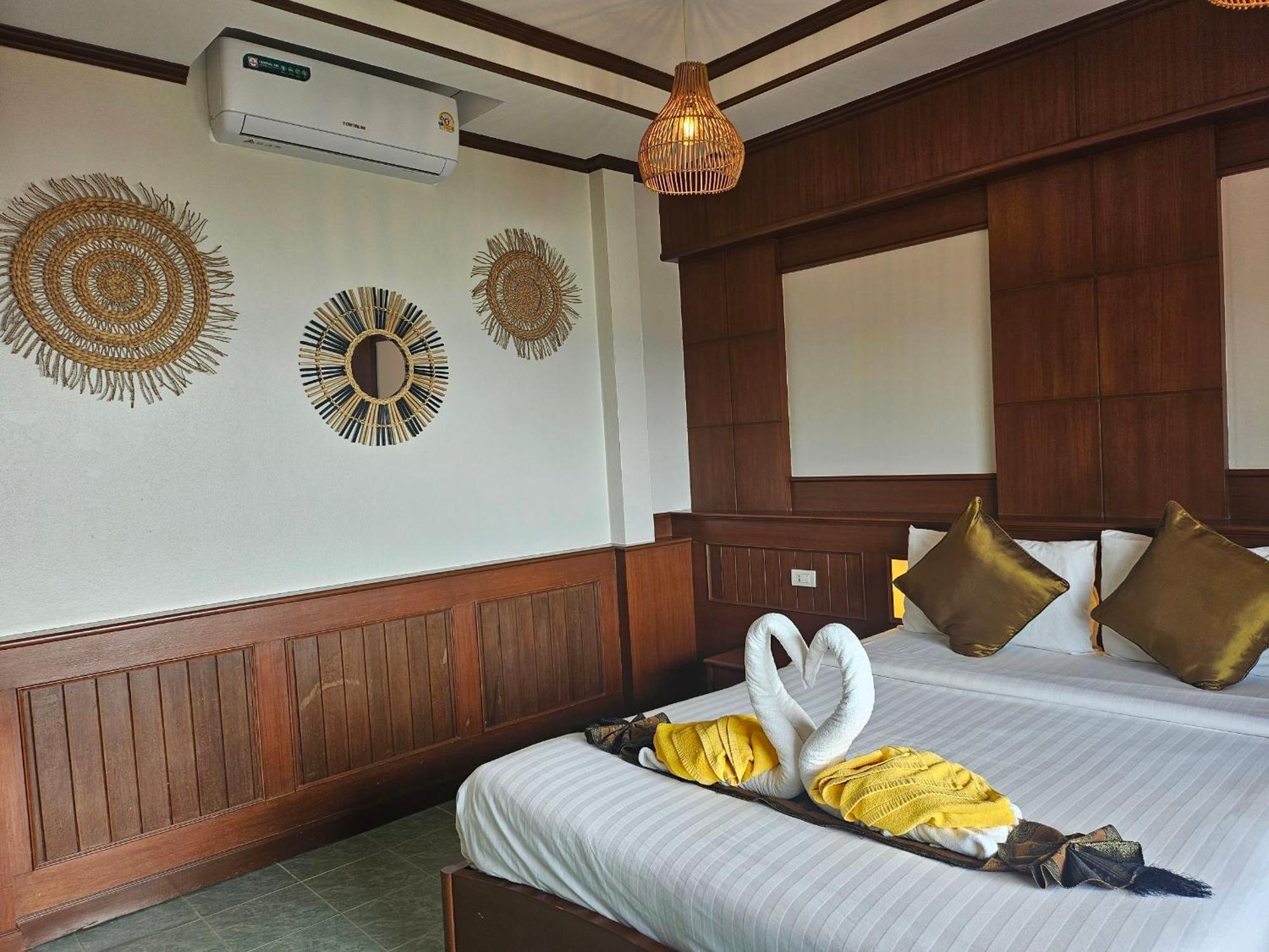 Superior Queen Room