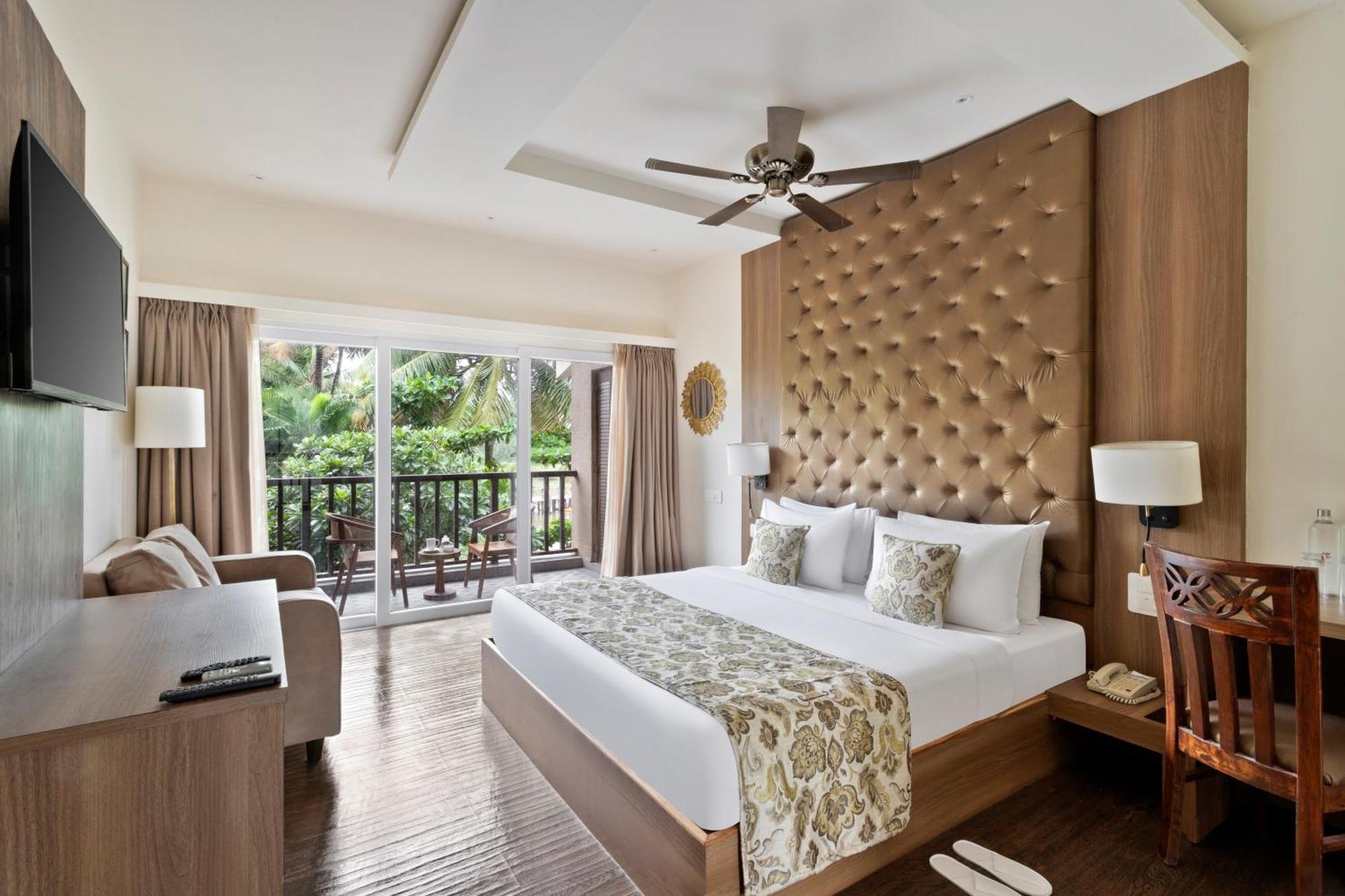 Luxury Room with Garden View with Balcony (with complimentary Kayaking and 20% off on Massage session)