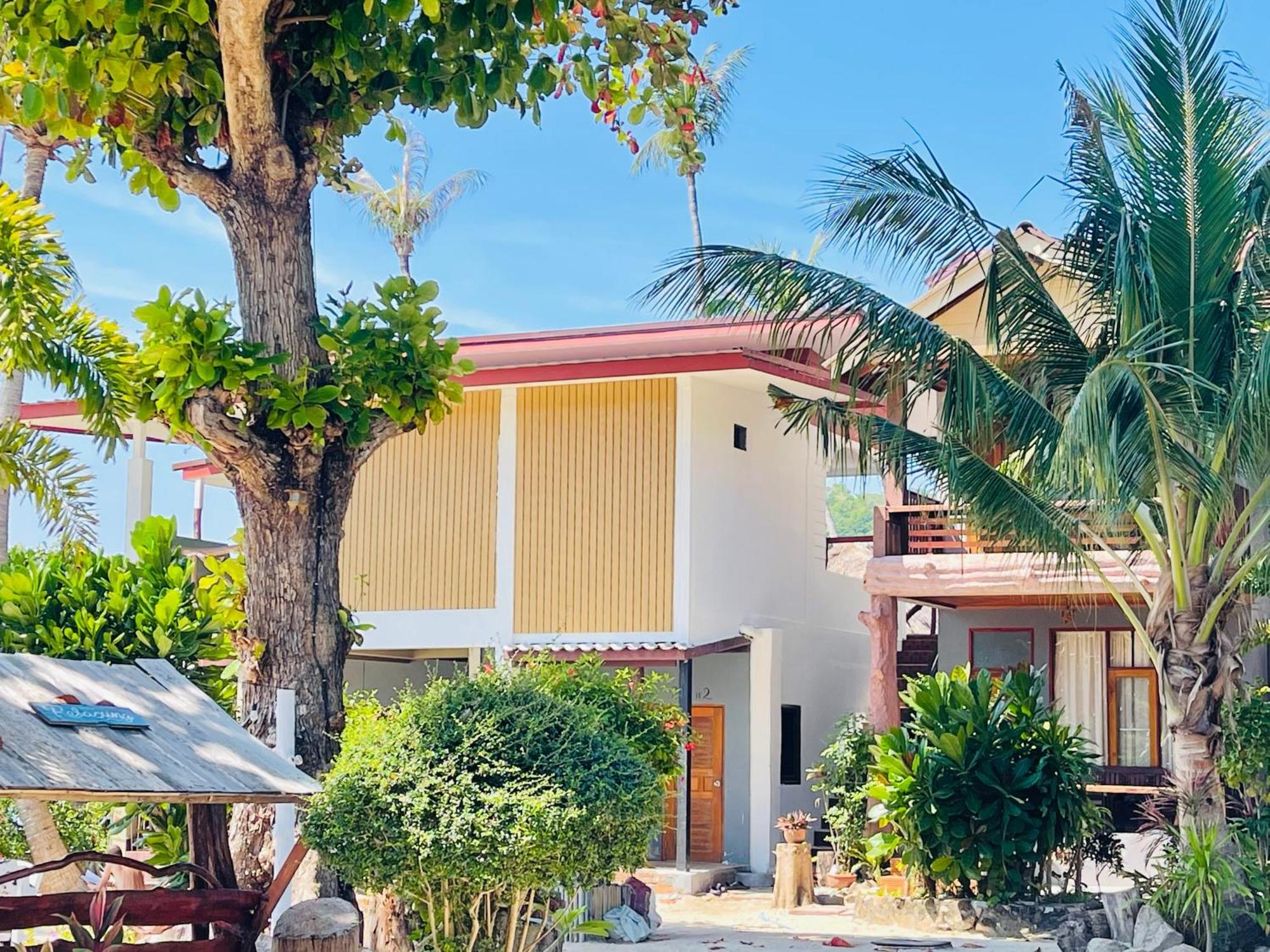 Quadruple Room with Sea View