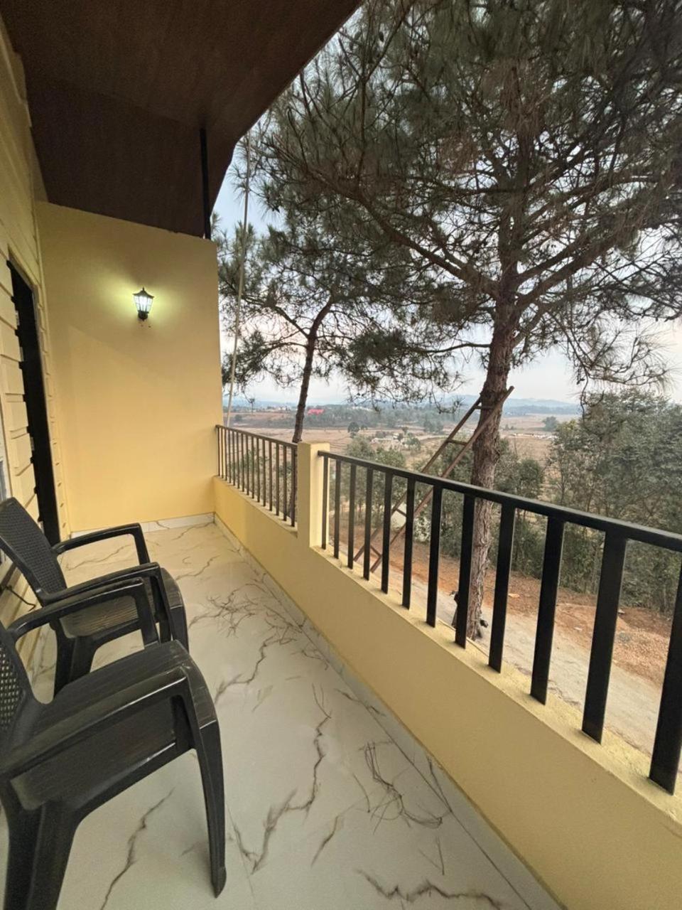 Queen Room with Balcony