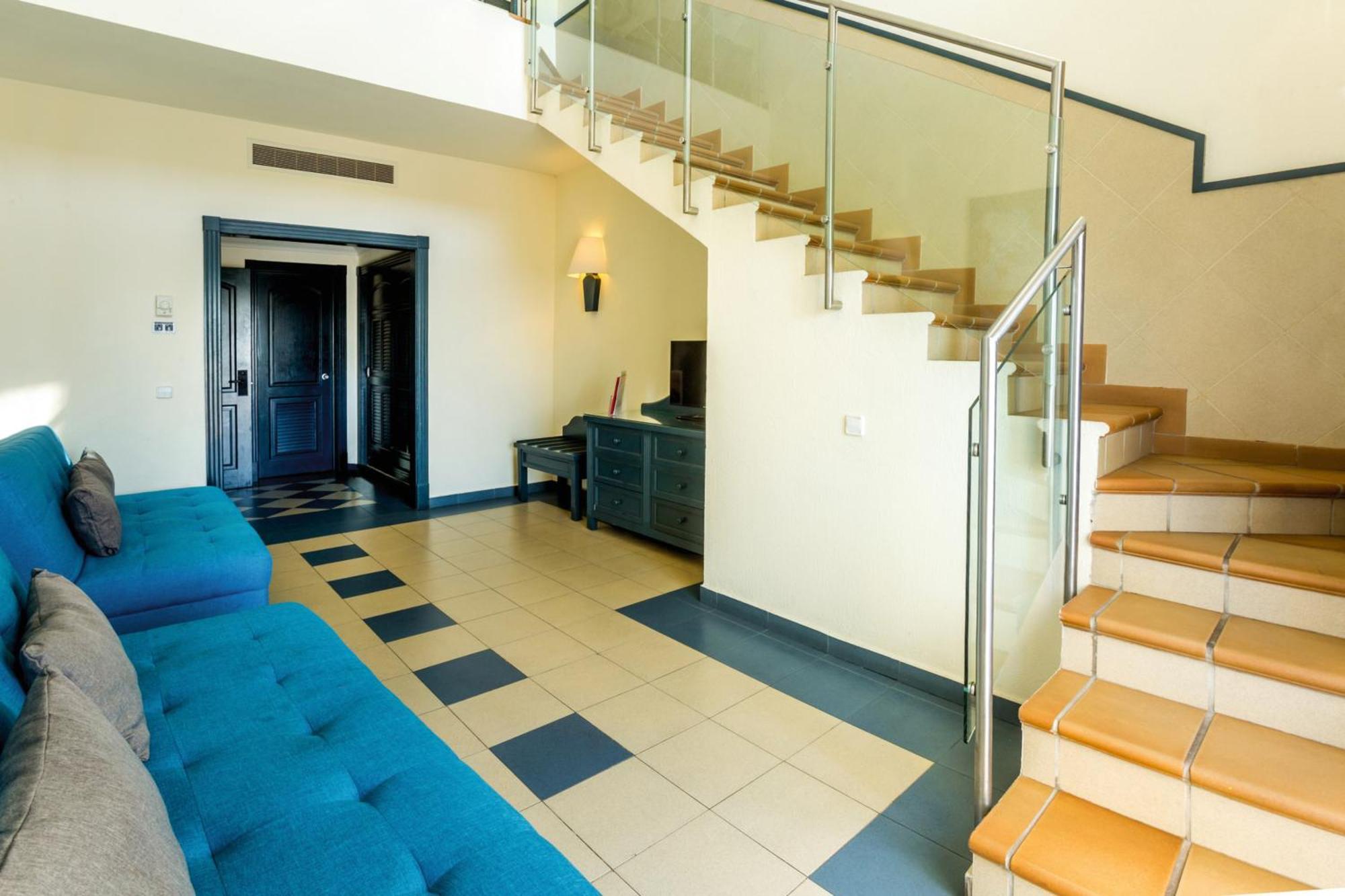 HABITACION DUPLEX,1744217685:JPEG