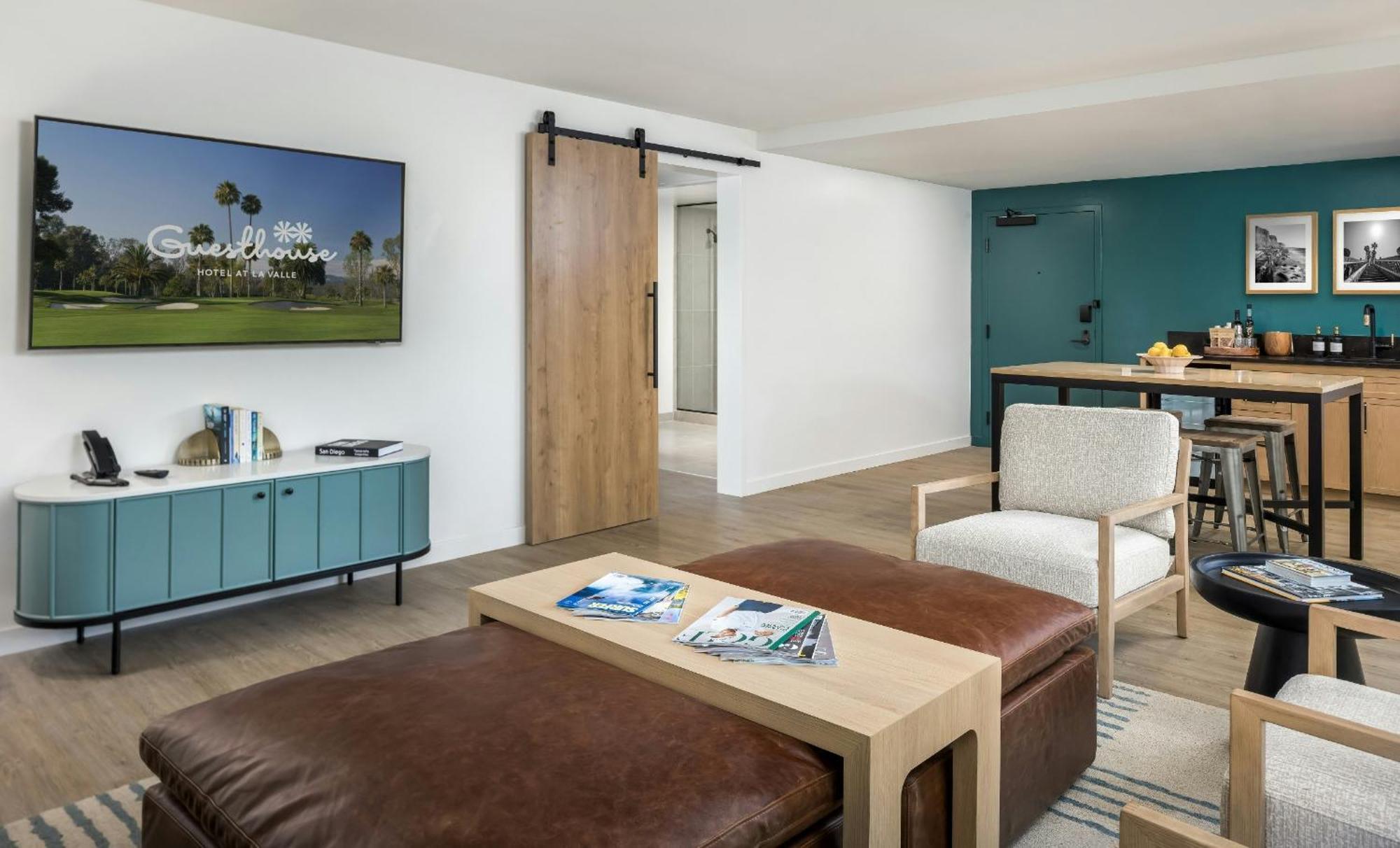 Suite with Two Queen Beds