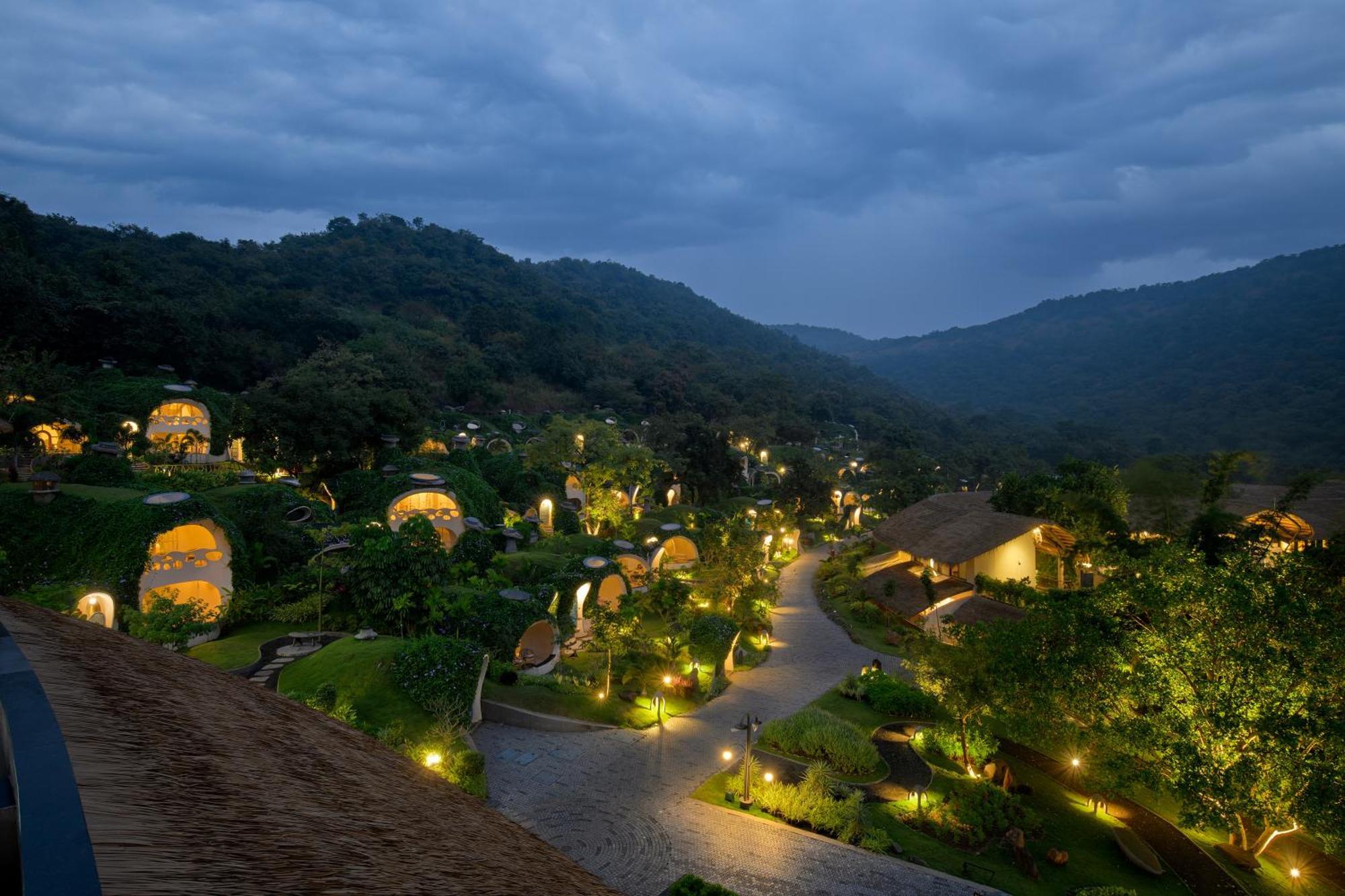 KUTUMBH  GUHA //2NTS WELLNESS HOLIDAY