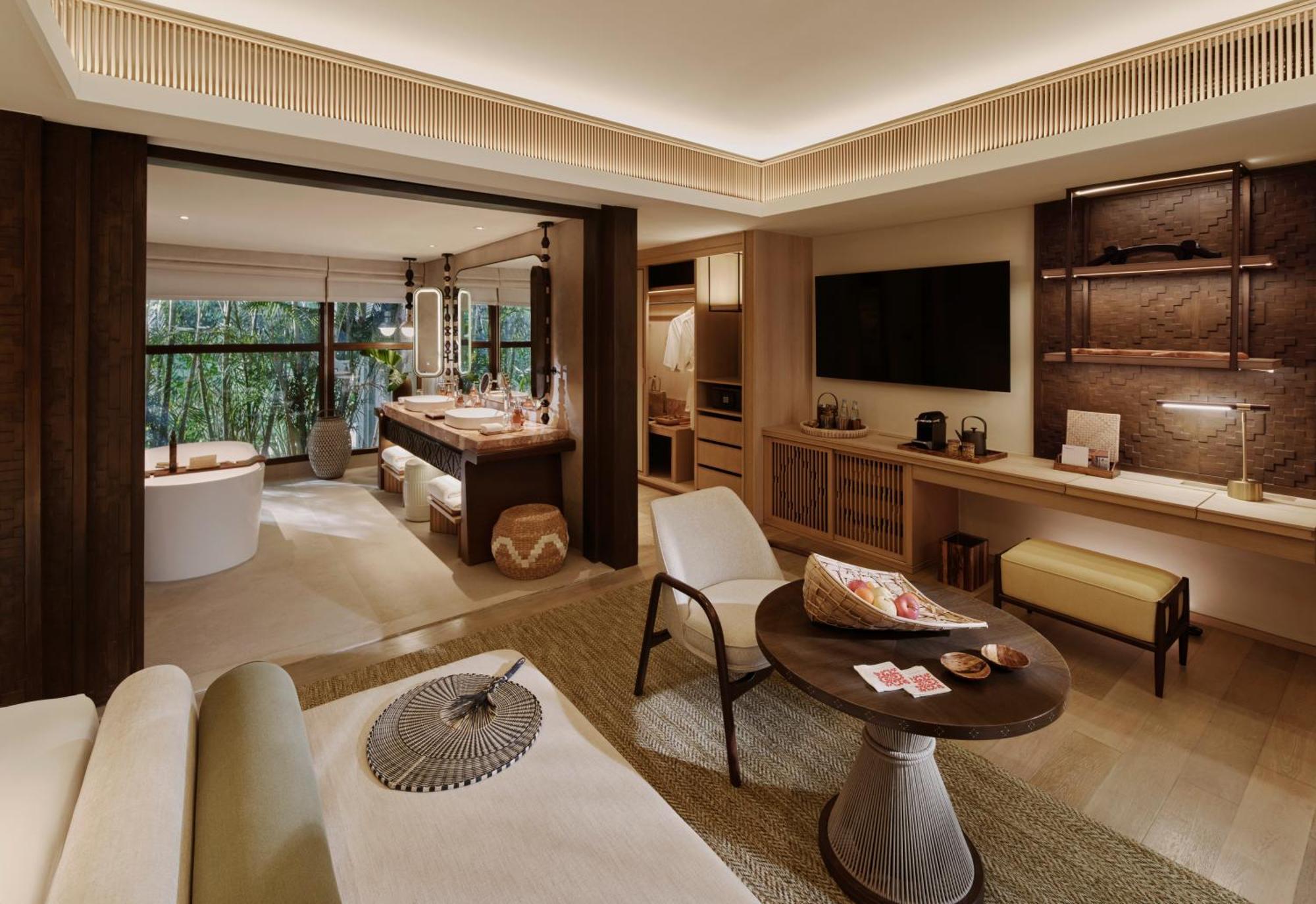1 King Bed Forest Suite