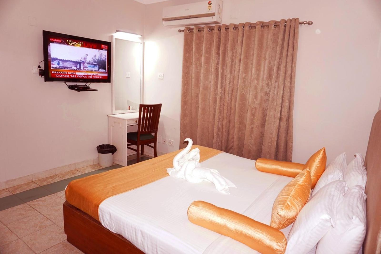 Executive Deluxe two Bed Room Balacony Garden View,1756522051:JPEG