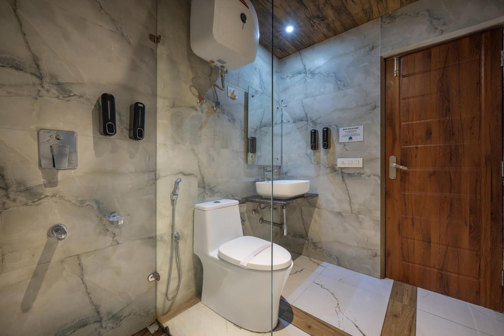 Standard Double Room,1756816036:JPEG