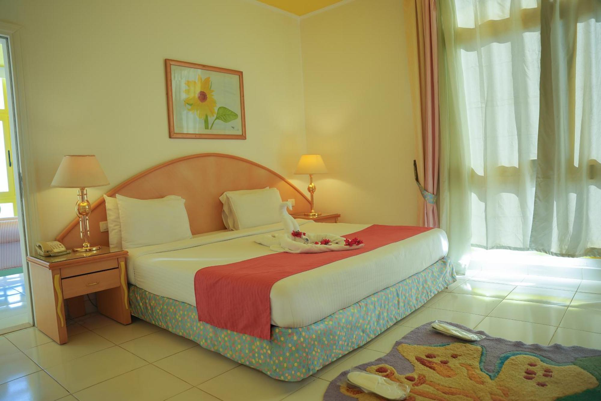 Double or Twin Room Garden View