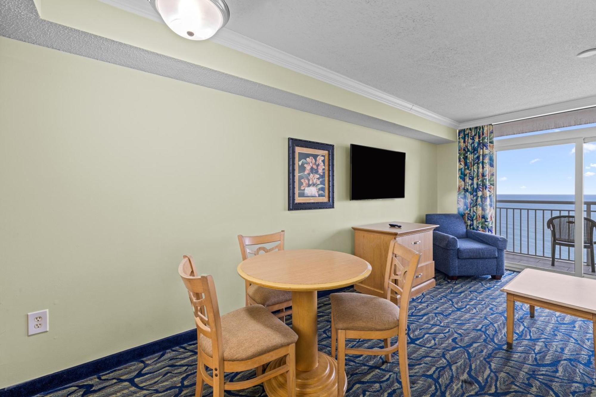 Oceanfront One Bedroom King Suite
