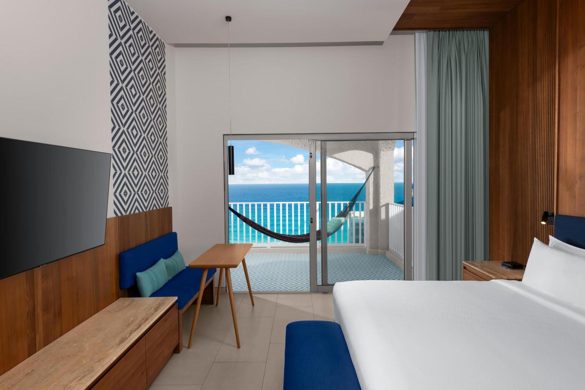 Premium King Suite Two Murphy Beds Ocean View