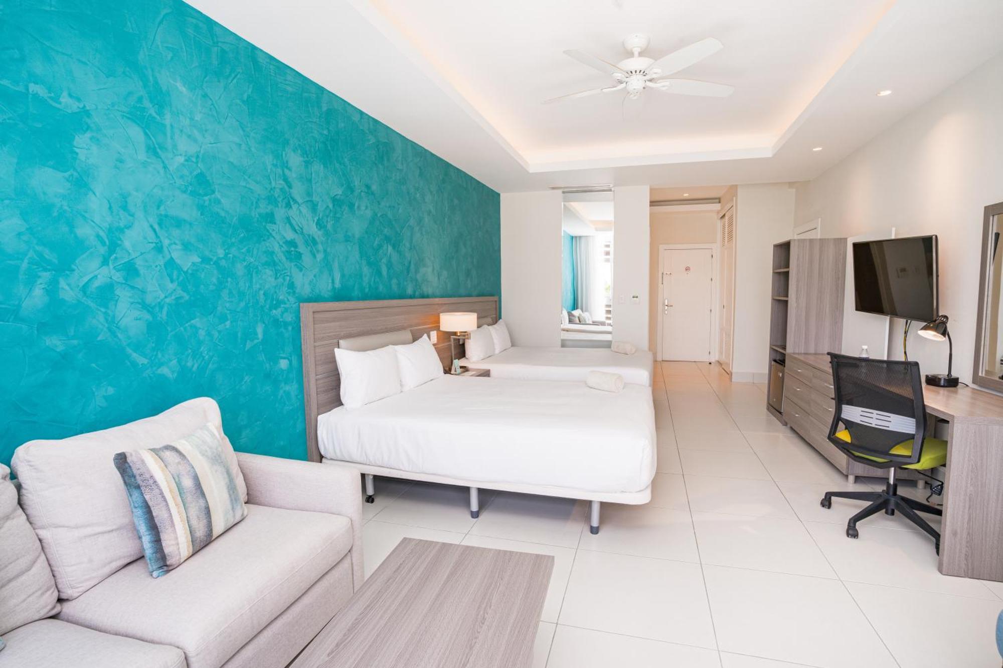 21 Junior Suite