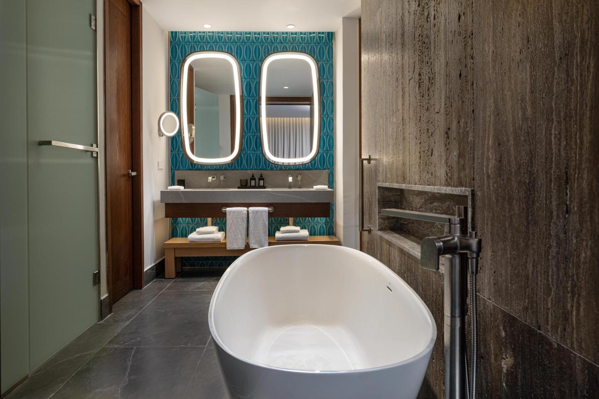 Supreme Suite, Adult All-Inclusive, 1 King, Ocean View