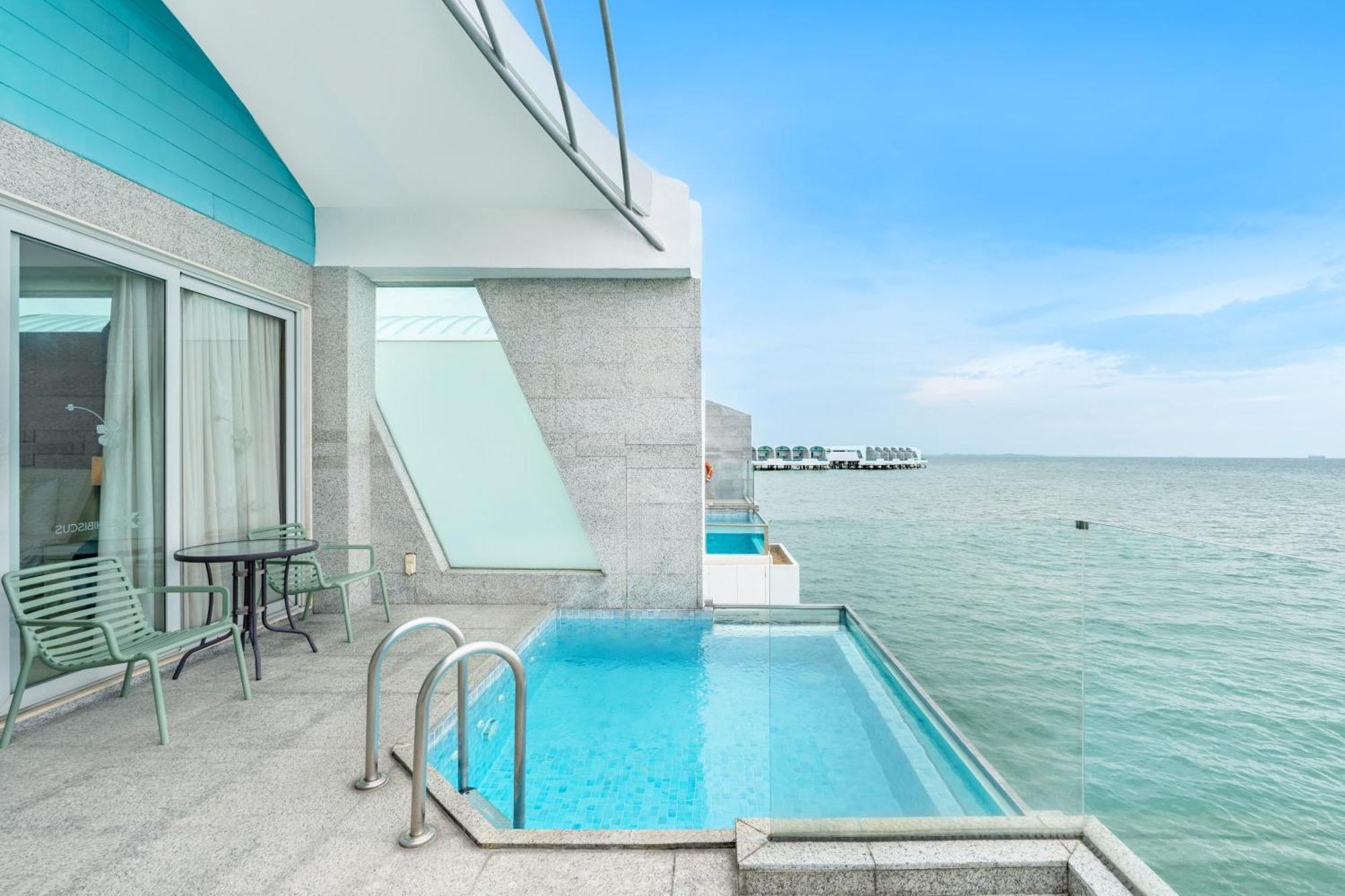 Pakej Romantic Escape - Vila Panorama Pool dengan Pemandangan Laut