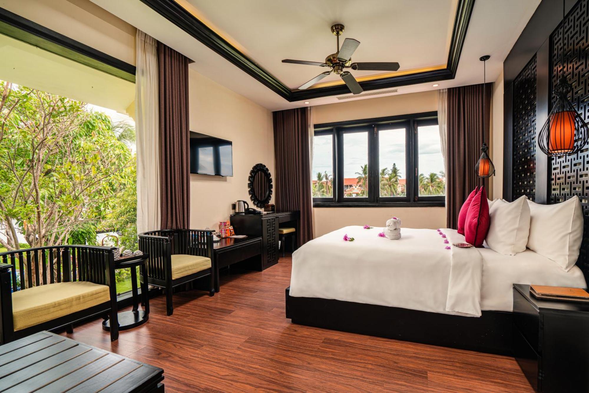 Koi Villa 4 Bedrooms Combo Family Retreat
