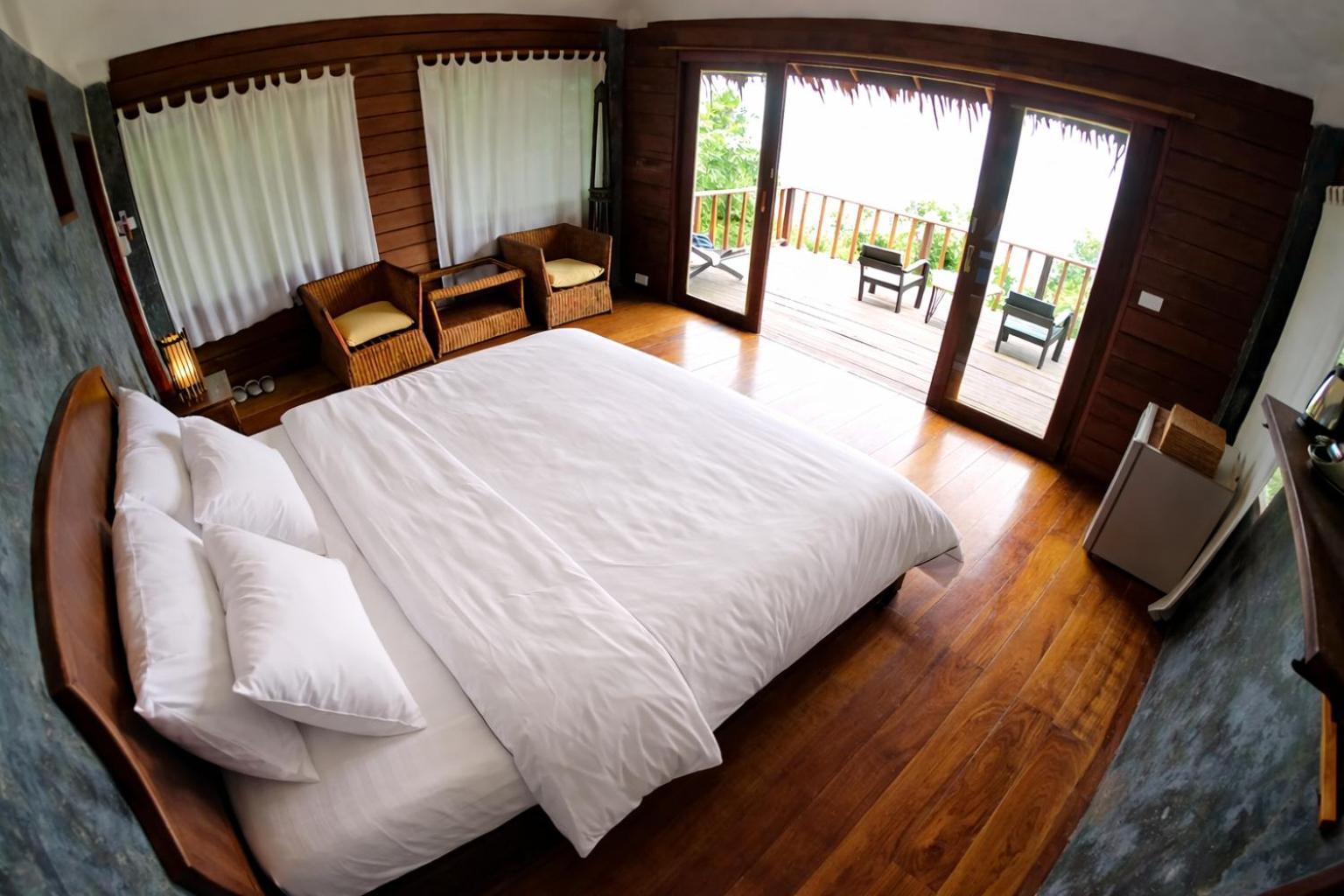 Master Sea View Bungalow Balcony,1769915384:JPEG