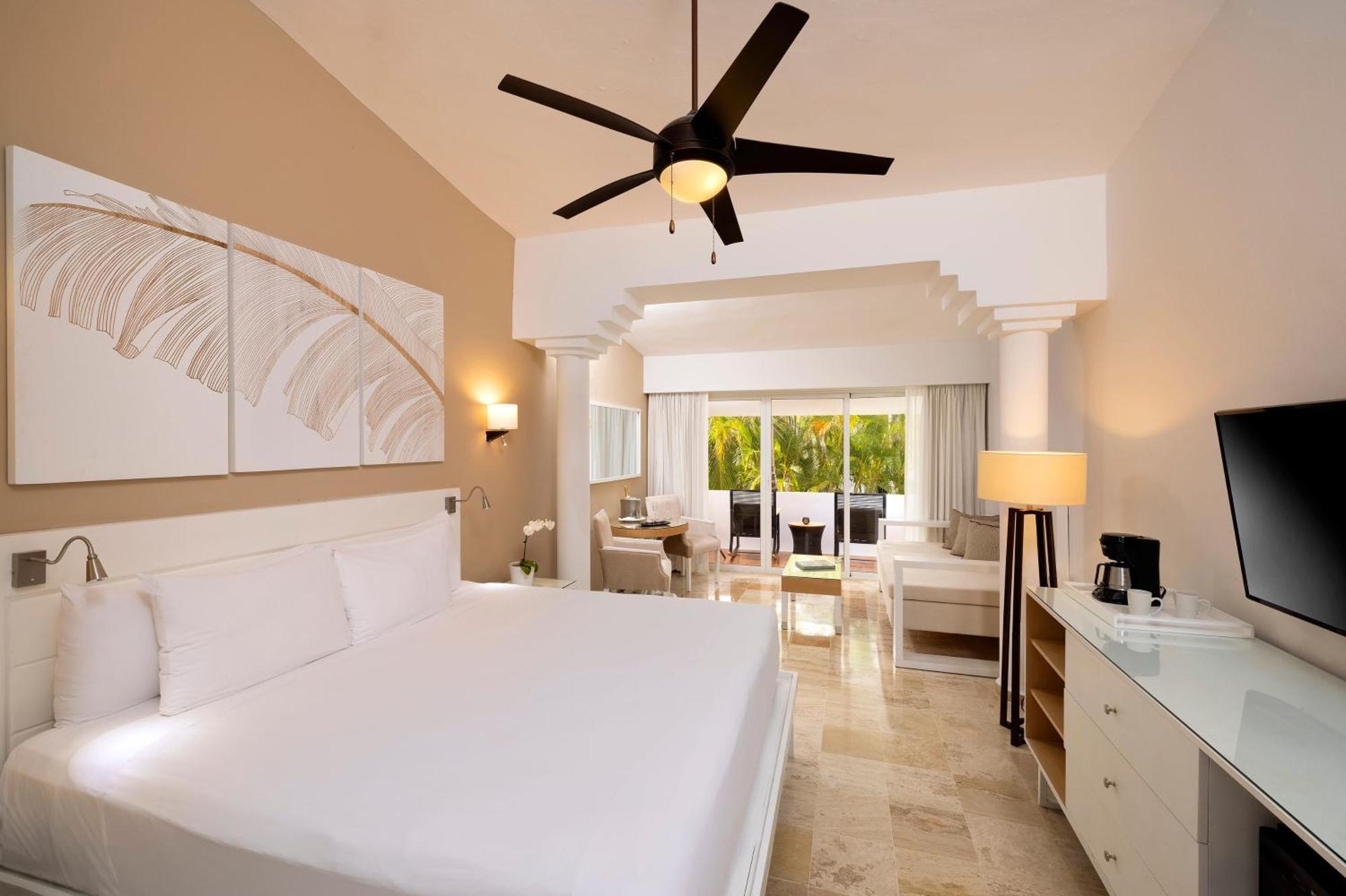 Deluxe Room,1765994964:JPEG