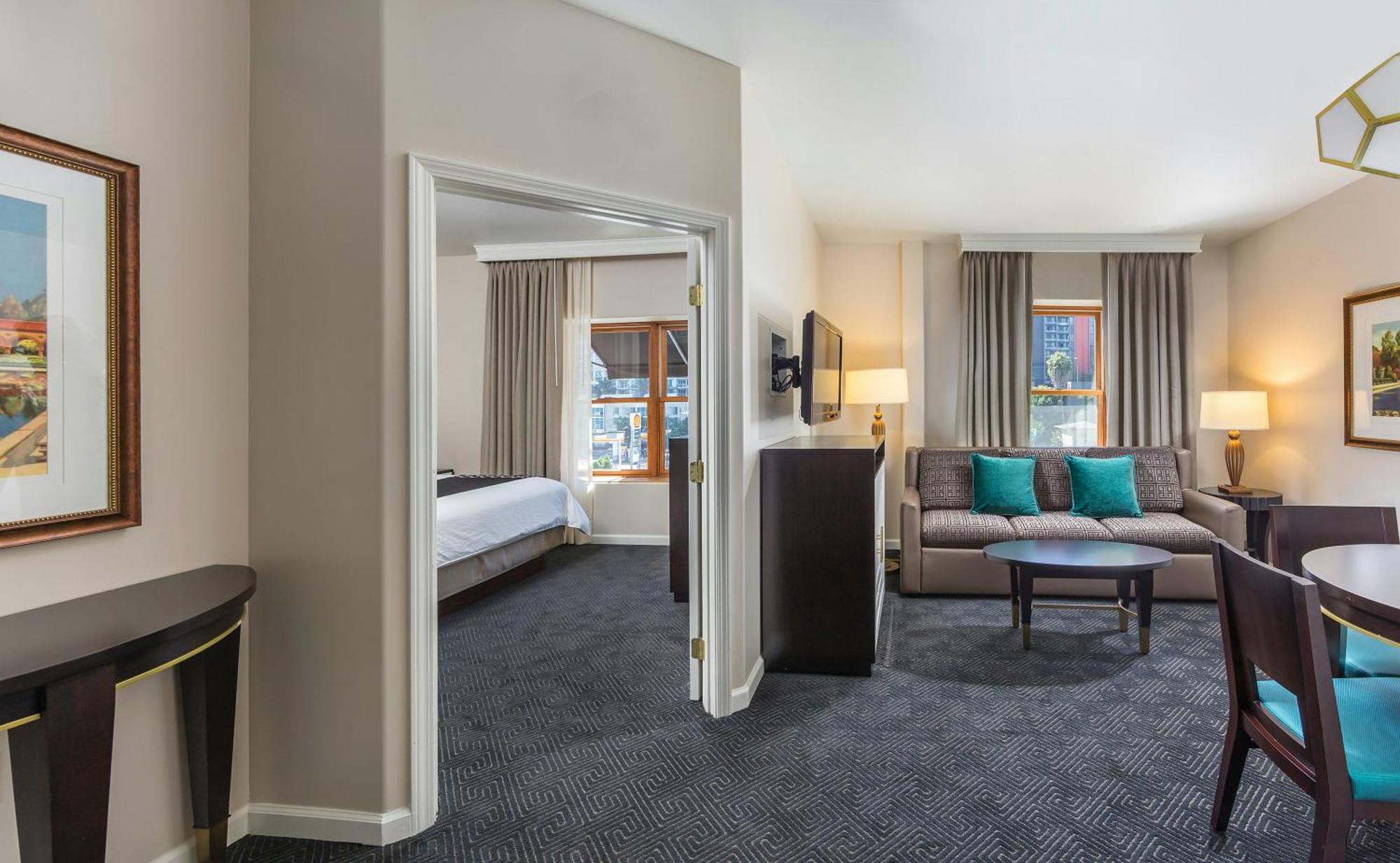 One-Bedroom Suite,1710471295:JPEG