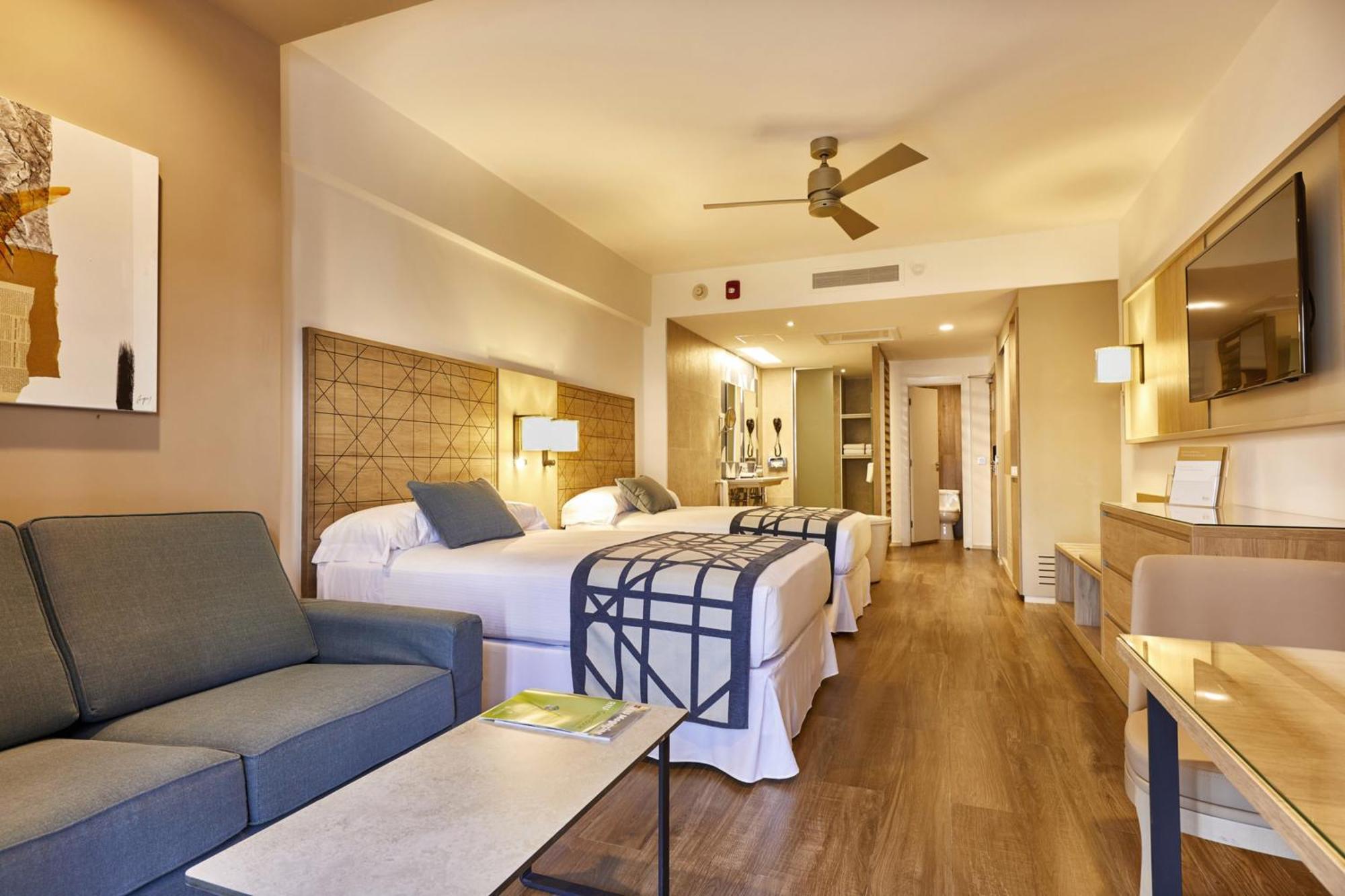 Junior Suite Tropical View