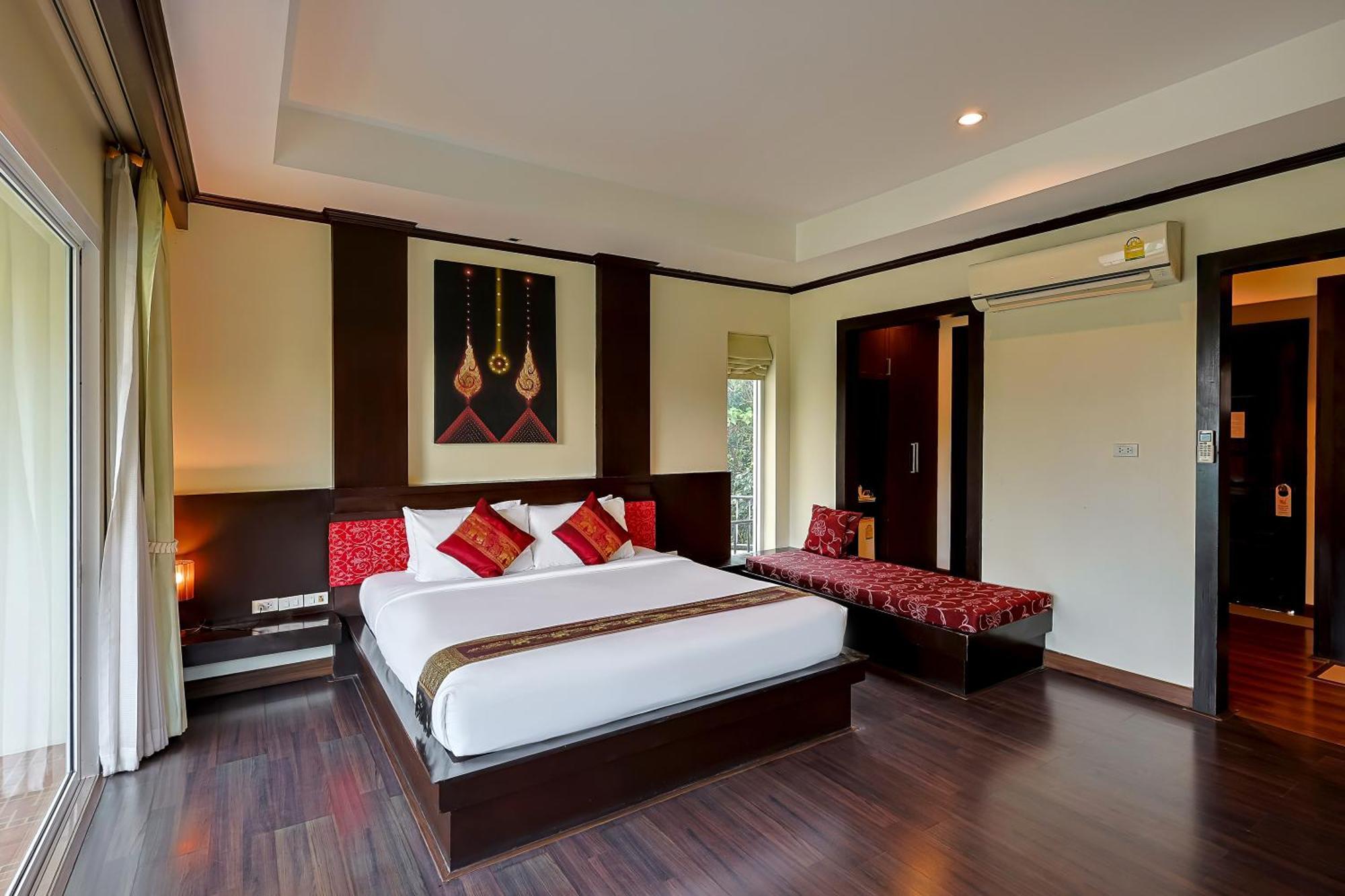 Superior Double Room Pool View