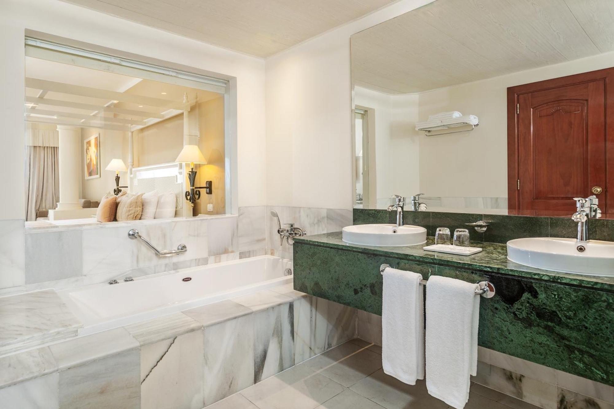 Suite Deluxe con vistas al mar