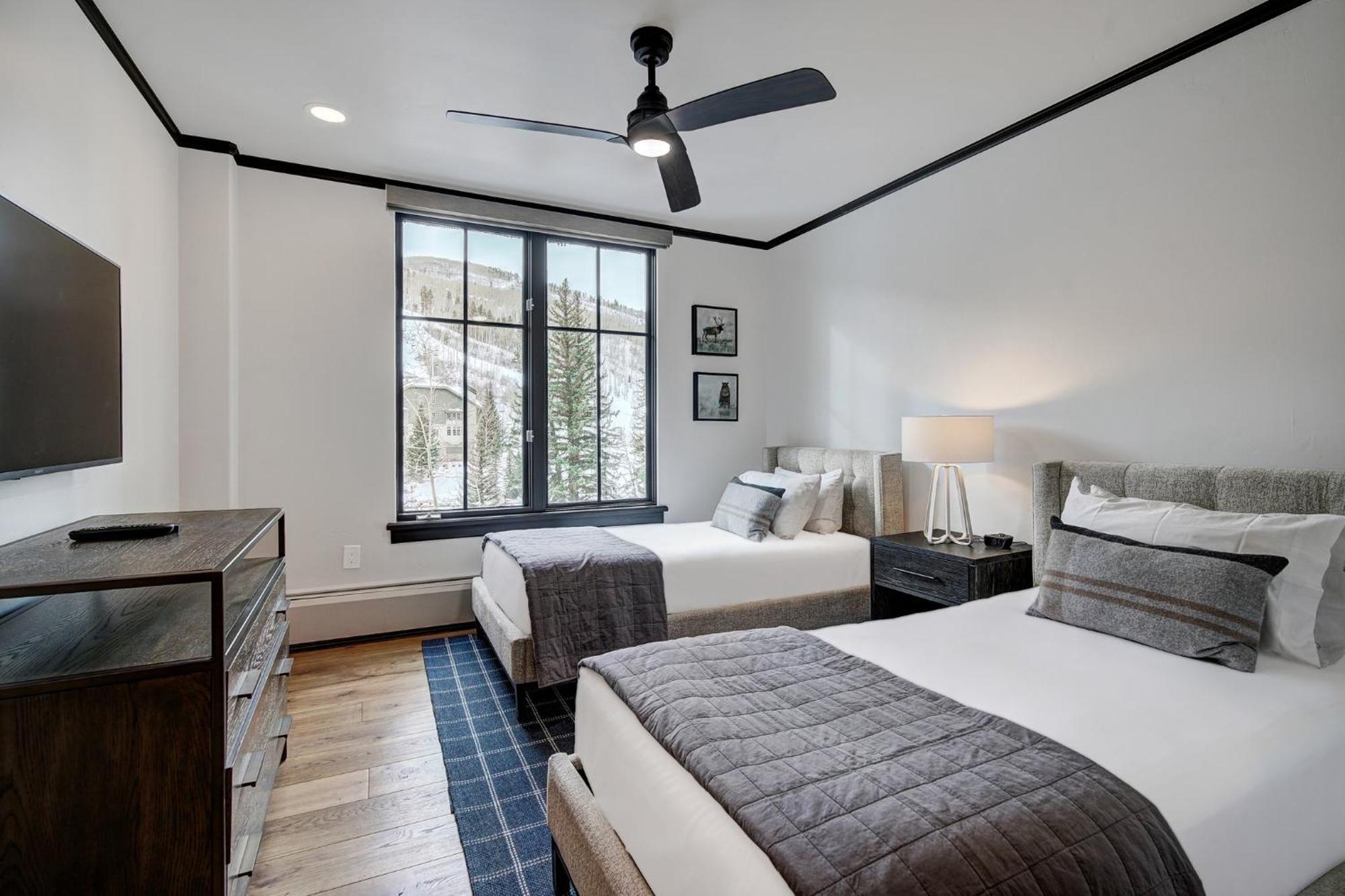 Premium Quadruple Room