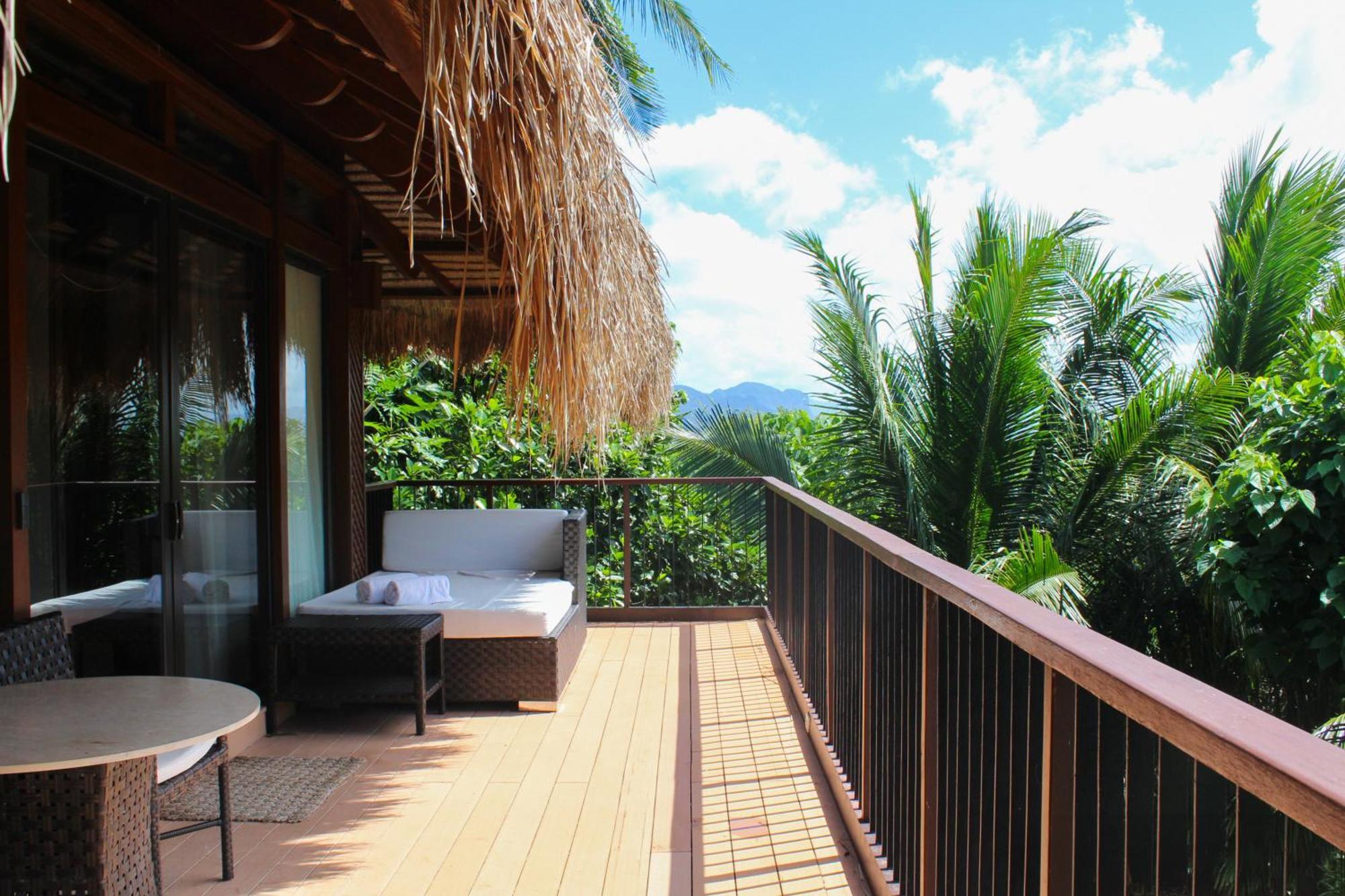 2 Single Beds Canopy Villa Forest View
