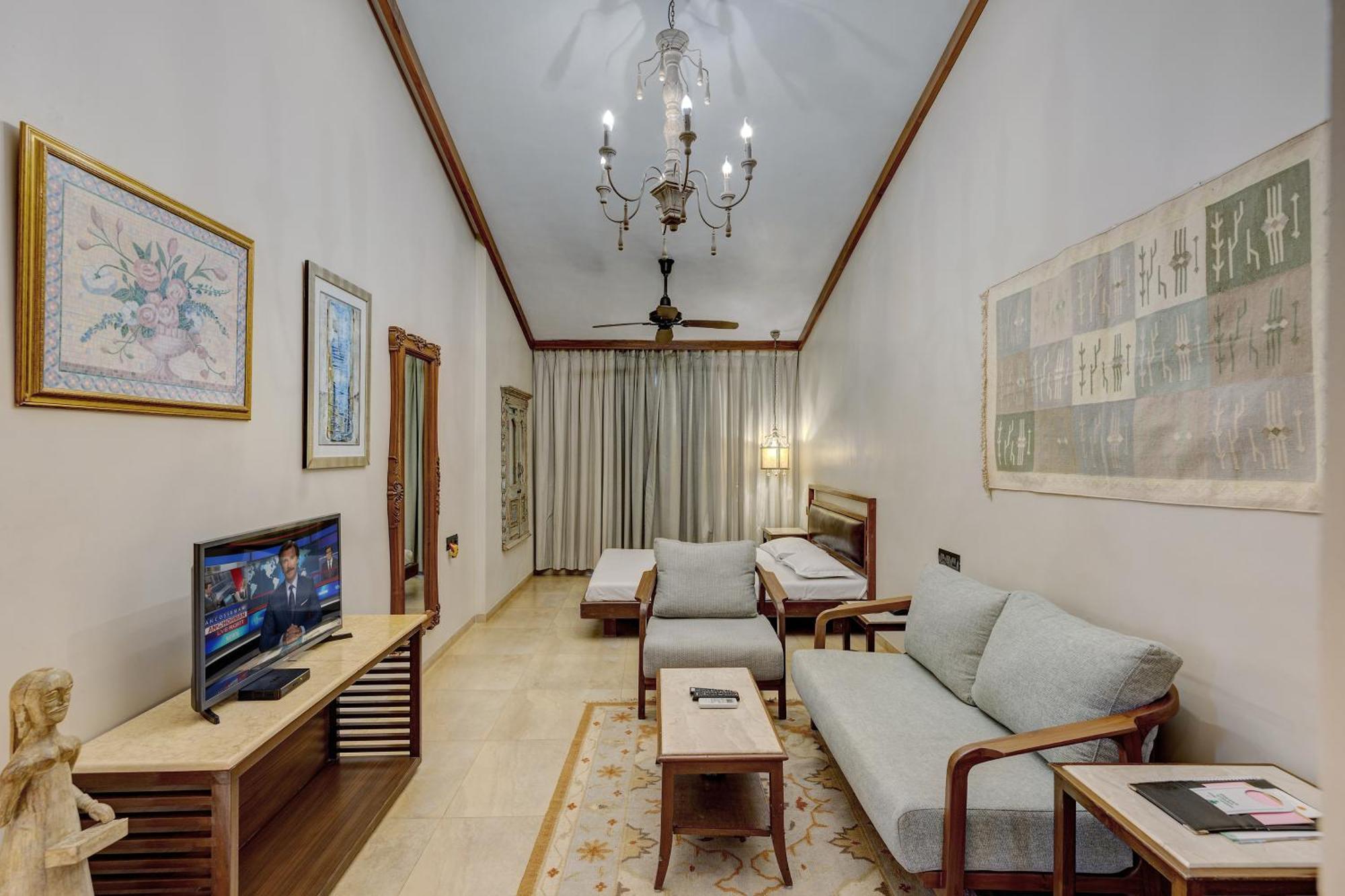 Valley Suite